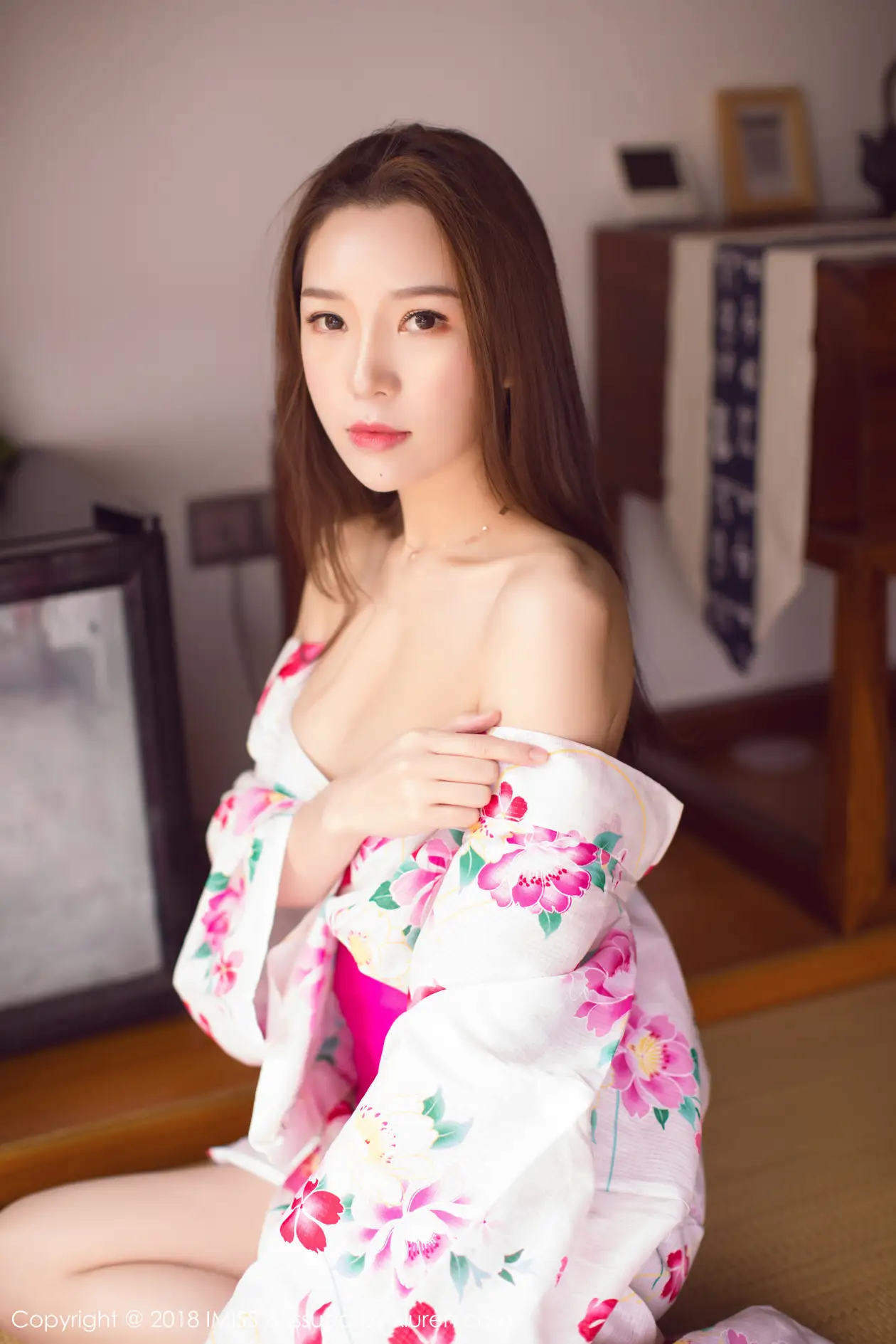 [爱蜜社] 2018.06.06 VOL.252 katrina#[43P]-1