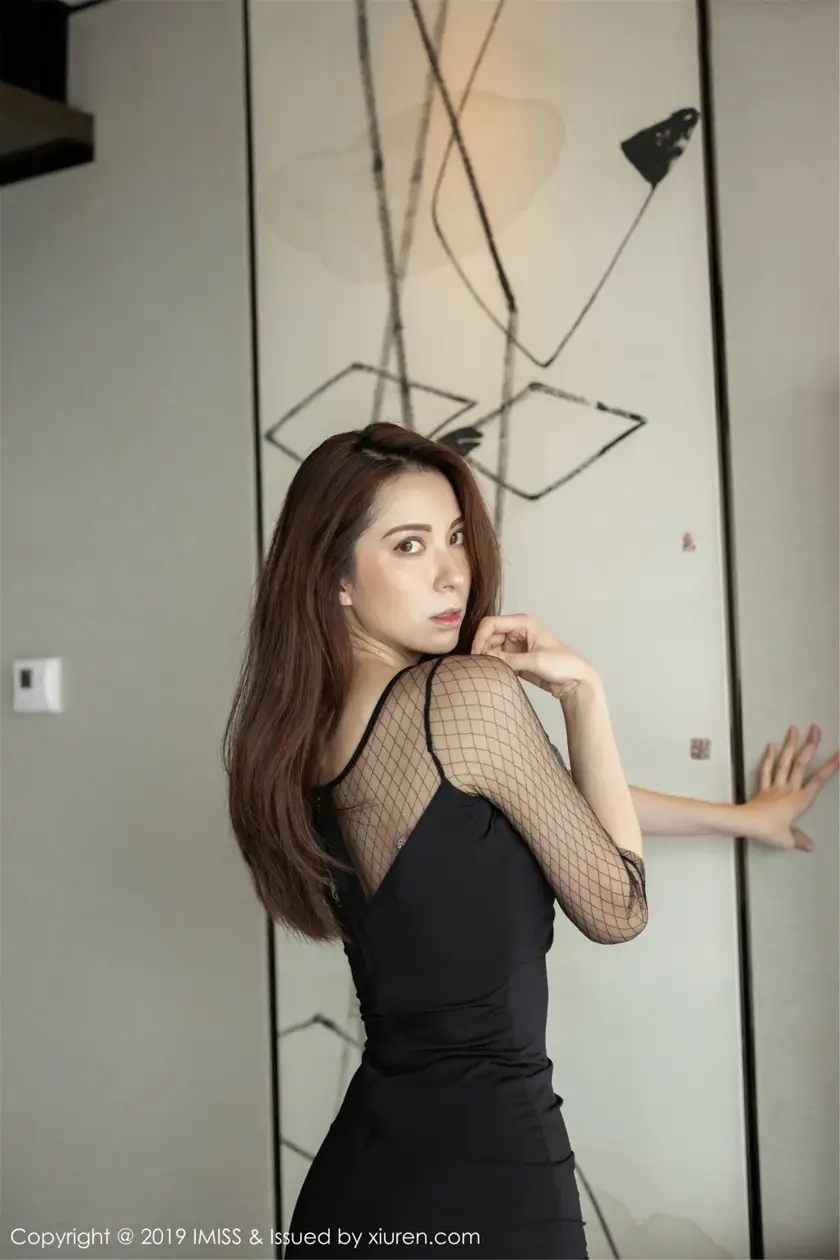 [爱蜜社] 2019.07.11 VOL.360 Carry#[45P]-1