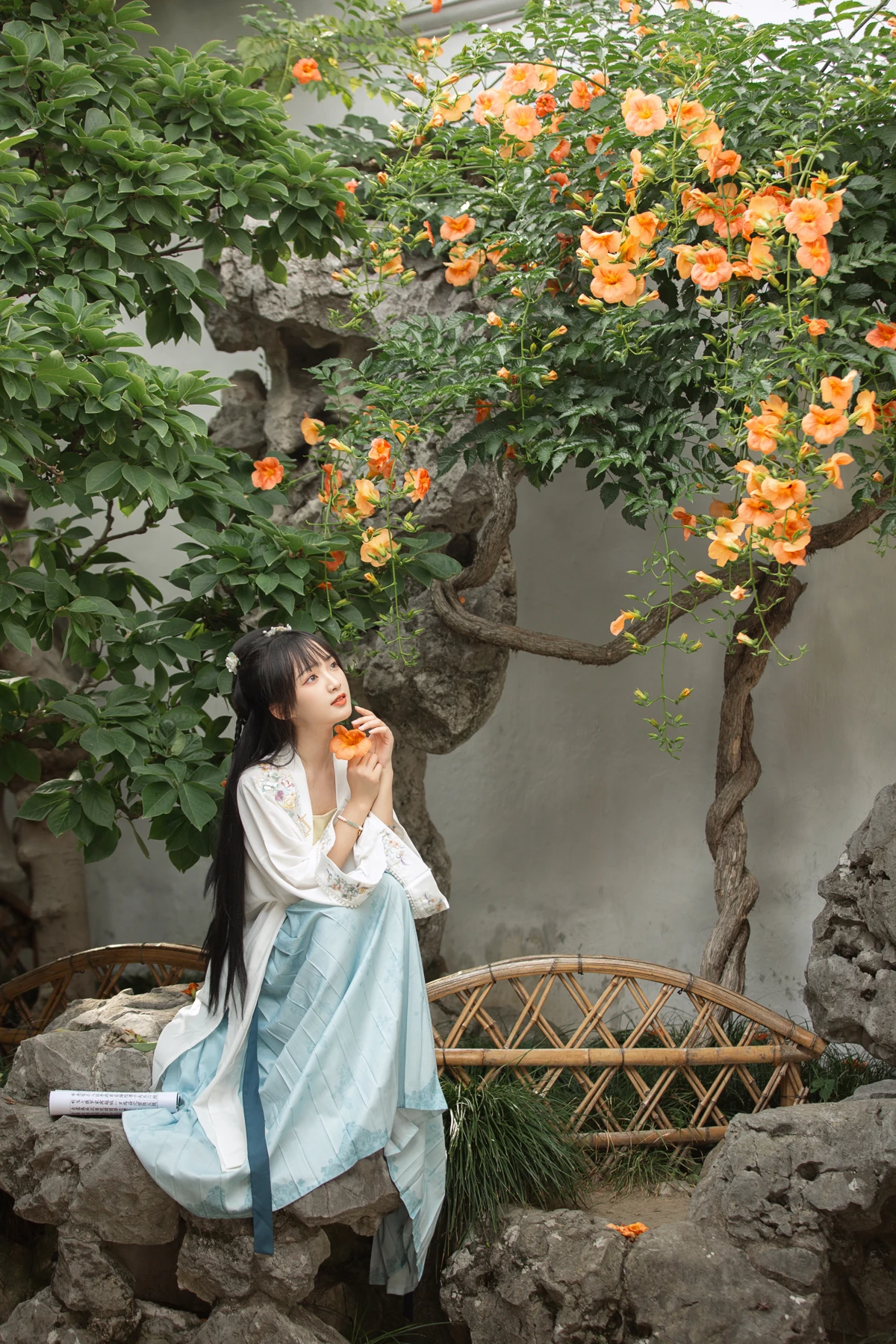[艺图语] 2022.12.29 Vol.2790 – 小扇引微凉，悠悠夏日长 莉莉崽w#[23P]-12