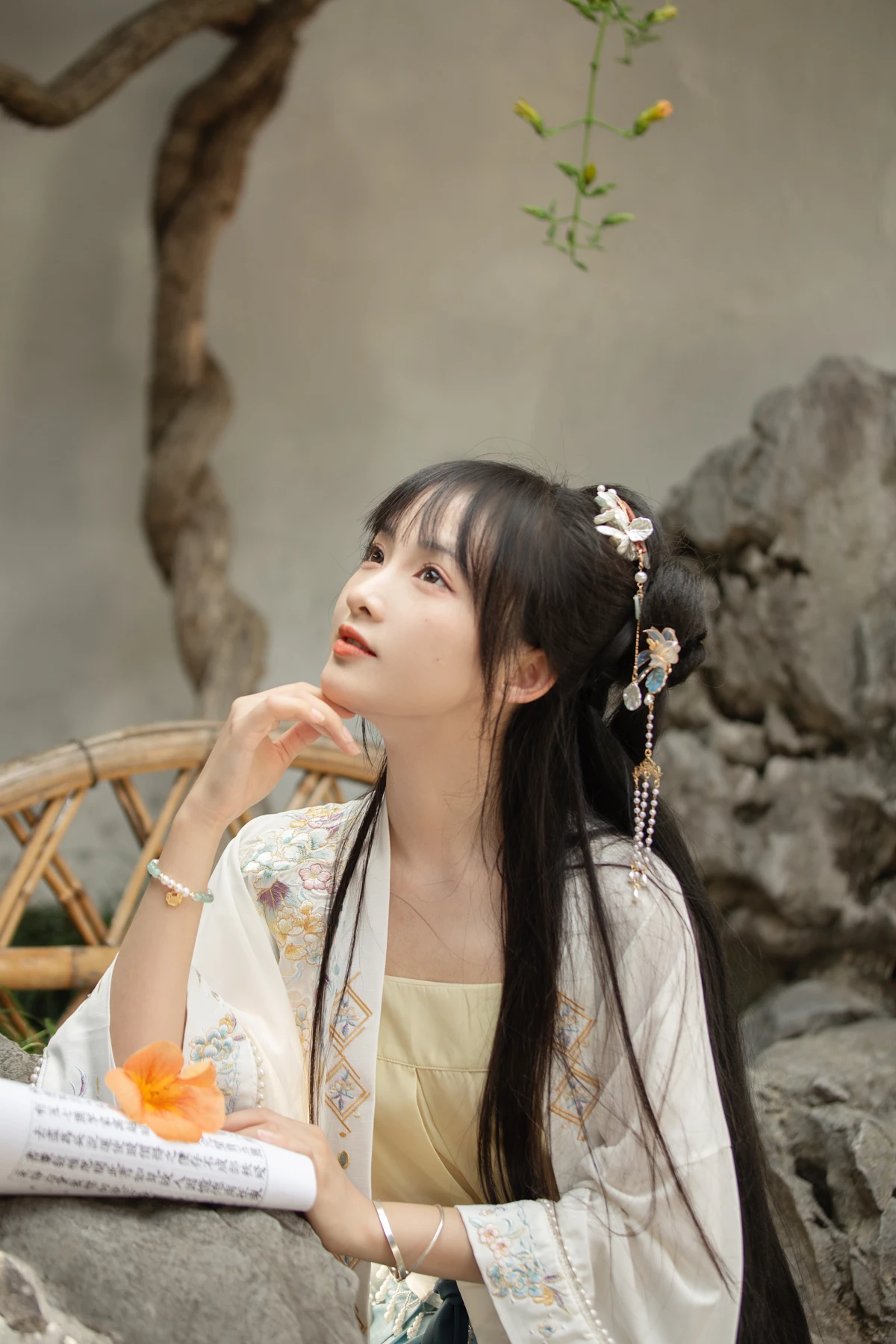 [艺图语] 2022.12.29 Vol.2790 – 小扇引微凉，悠悠夏日长 莉莉崽w#[23P]-16