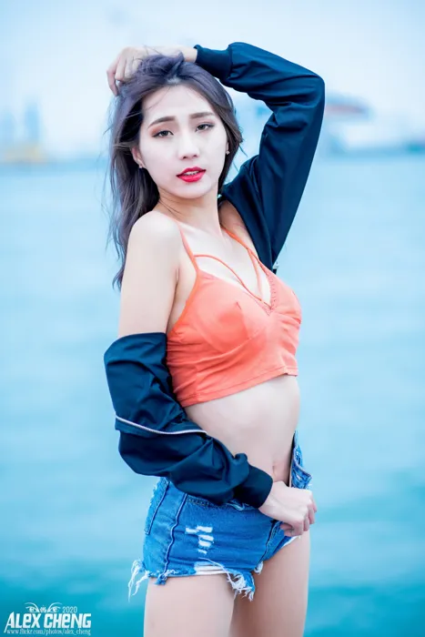 [爱美足] NO.023 長腿美模Anita 竹萱 性感外拍 街拍#[44P]-3