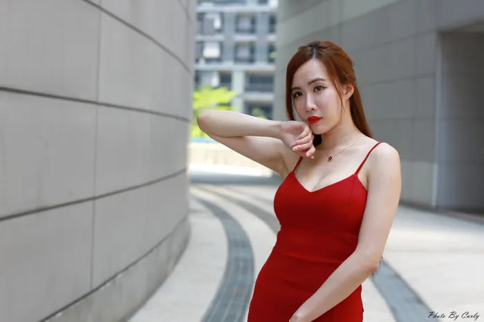 [爱美足] NO.042 Dora 吊带紧身裙 高跟美腿外拍 街拍#[106P]-1