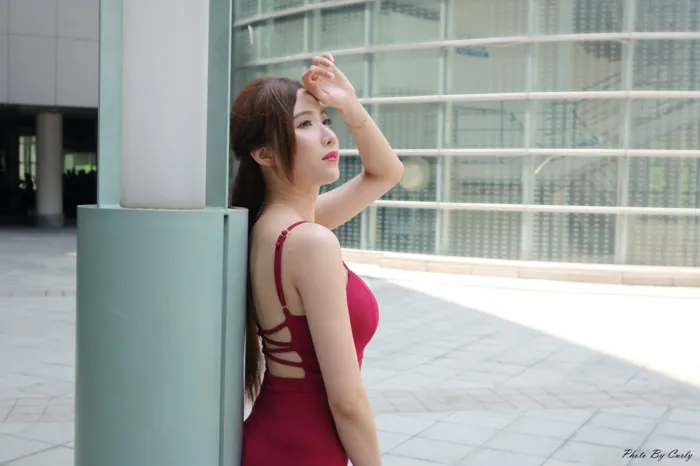 [爱美足] NO.042 Dora 吊带紧身裙 高跟美腿外拍 街拍#[106P]-2