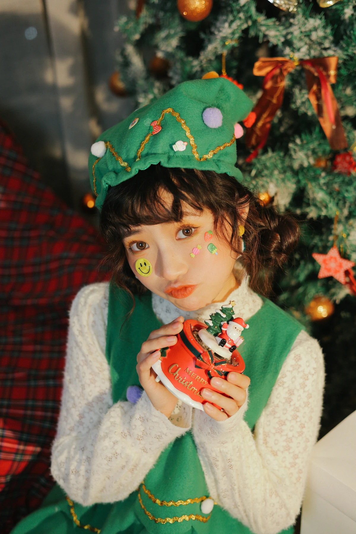 [艺图语] 2022.12.27 Vol.2772 – 行走的圣诞树 蓝胖子-#[27P]-5