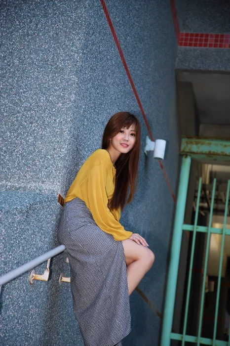 [爱美足] NO.053  凯蒂 裙摆摇 高跟美腿旅拍 街拍#[50P]-16