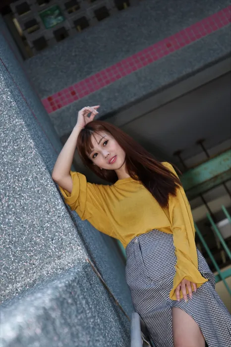 [爱美足] NO.053  凯蒂 裙摆摇 高跟美腿旅拍 街拍#[50P]-17