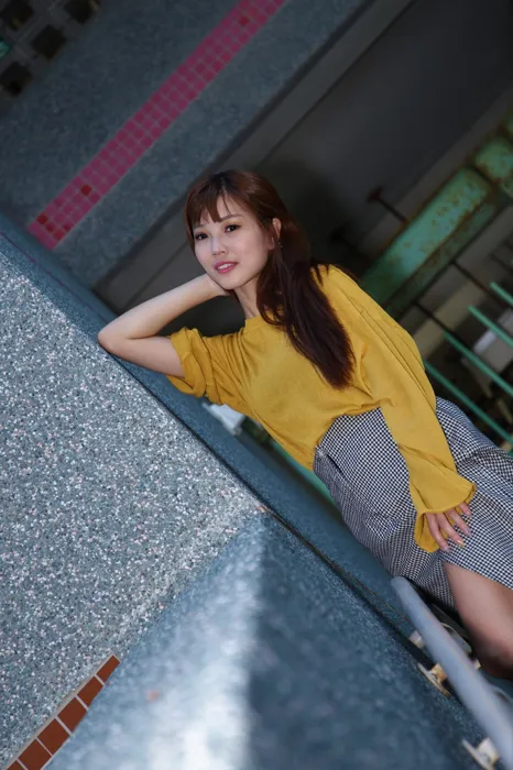 [爱美足] NO.053  凯蒂 裙摆摇 高跟美腿旅拍 街拍#[50P]-18