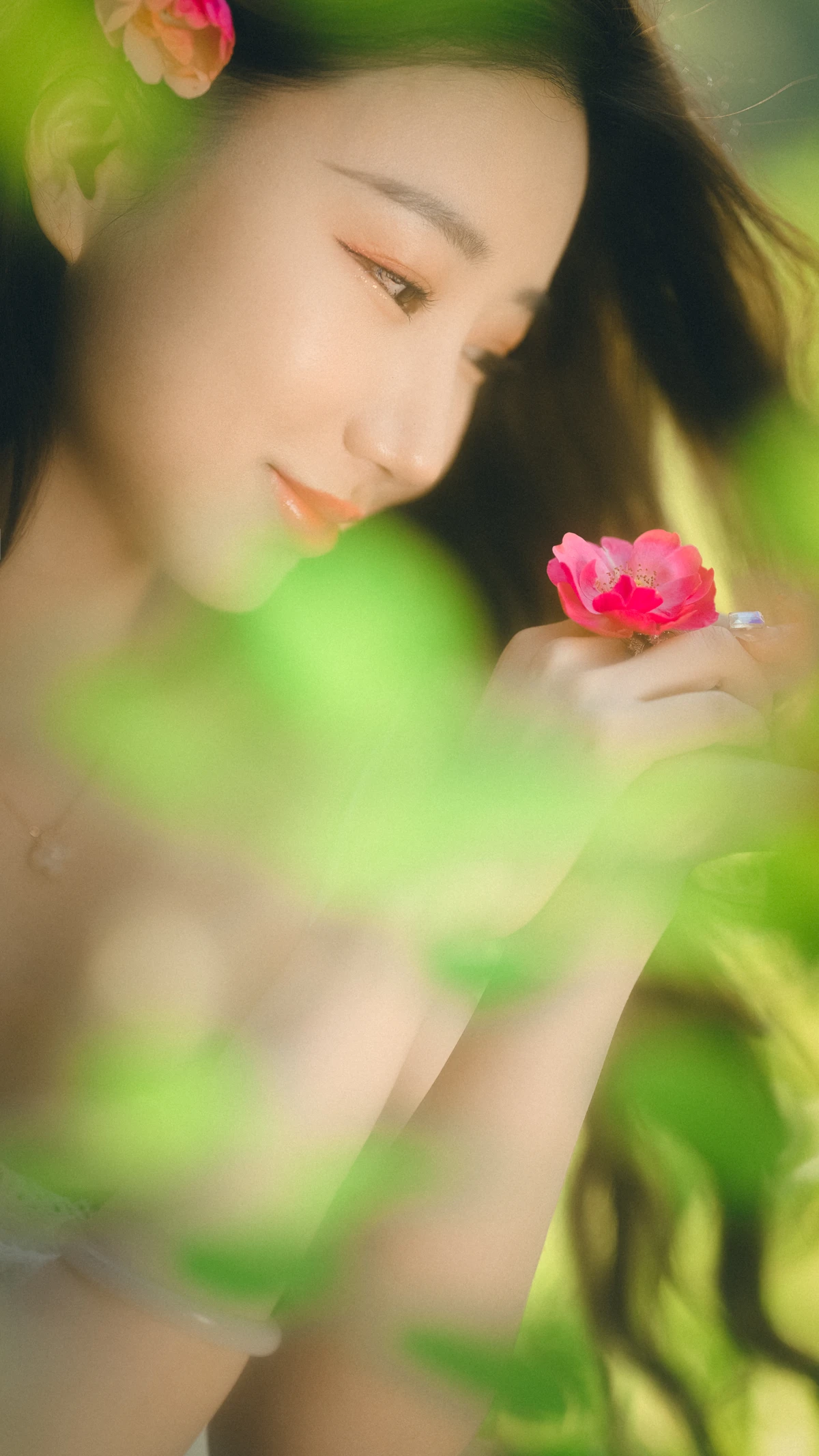 [艺图语] 2023.05.20 Vol.3048 – 蔷薇花下 桃子#[48P]-5
