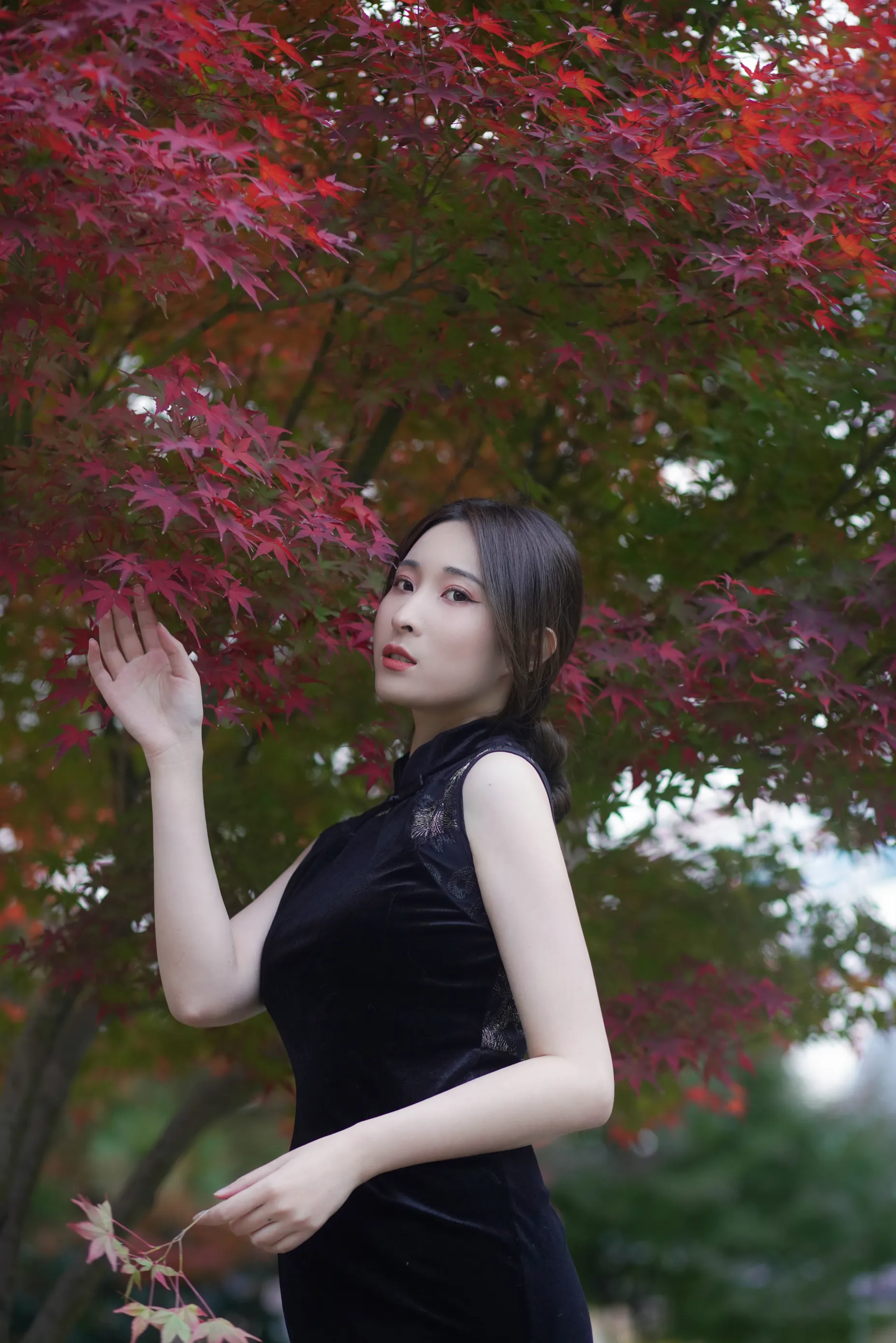 [艺图语] 2022.12.05 Vol.2603 – 红枫 阿音#[23P]-2