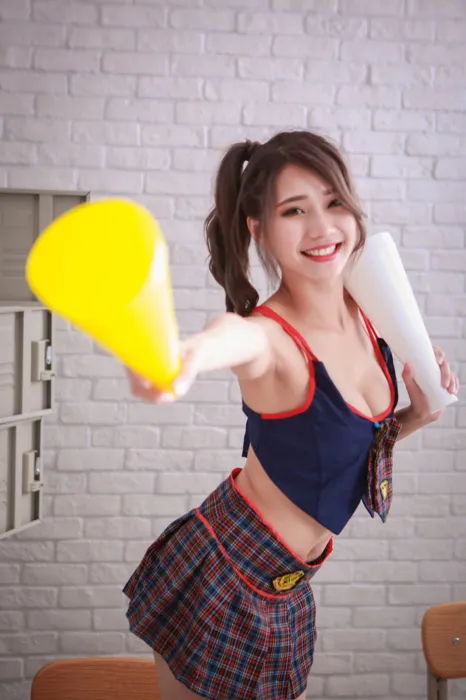 [爱美足] NO.086 黄韵霏 超短裙 高跟美腿外拍 街拍#[42P]-6