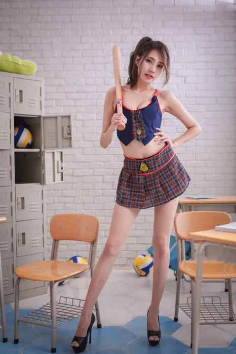 [爱美足] NO.086 黄韵霏 超短裙 高跟美腿外拍 街拍#[42P]-31