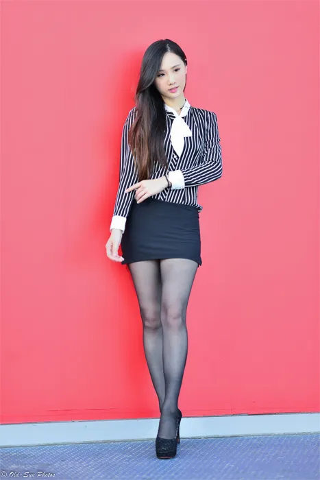 [Mzsock] NO.026 Beautiful model Xiaomi’s new secretary black silk professional attire street photography#[50P]-1