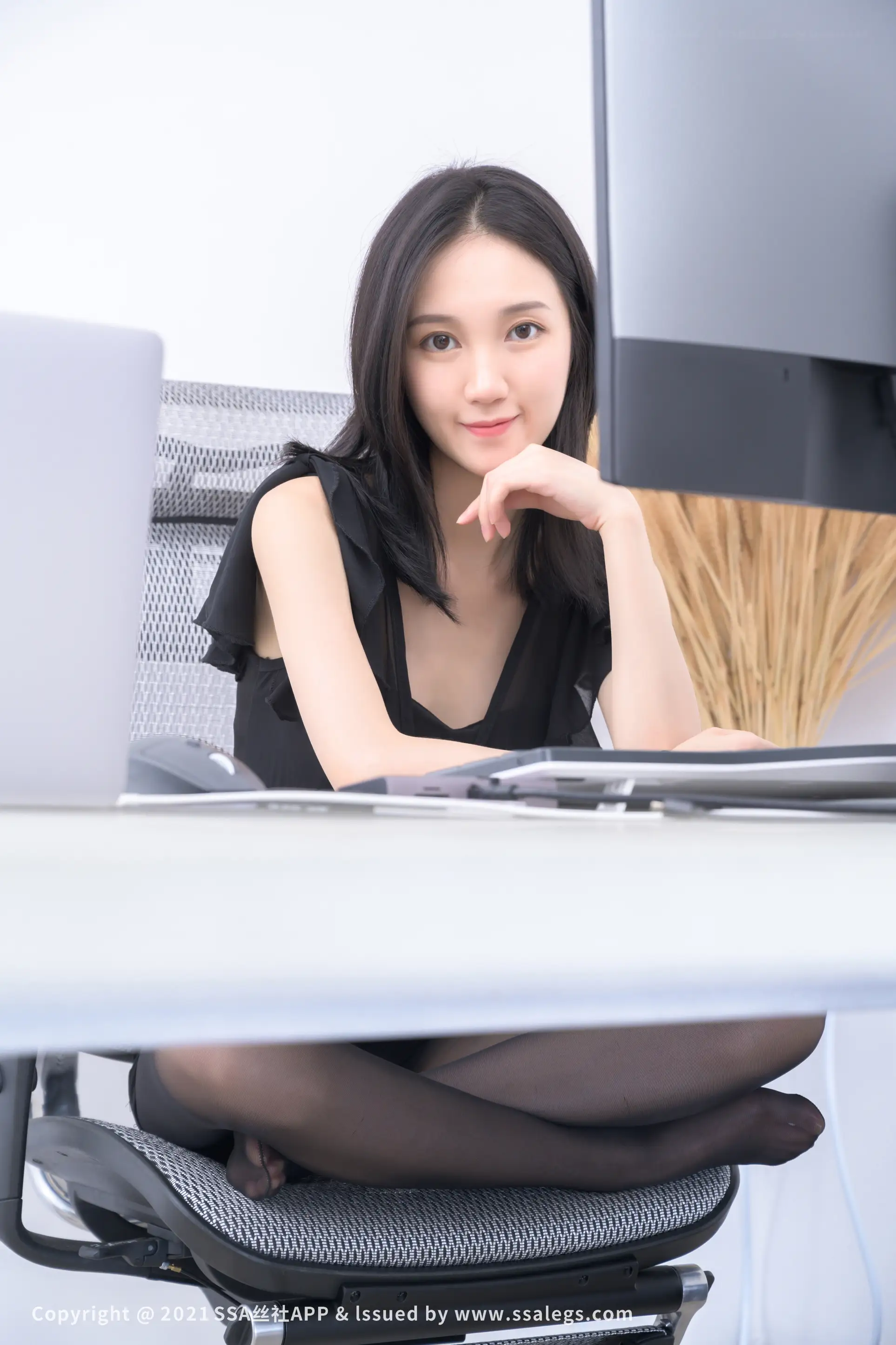 [爱美足] NO.781 模特晶晶的黑丝袜美脚(下) 丝社#[128P]-5