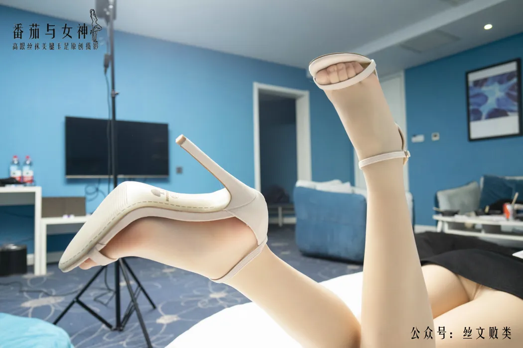 [爱美足] NO.036 小如 – 超短 超薄 超多细节 街拍#[96P]-4