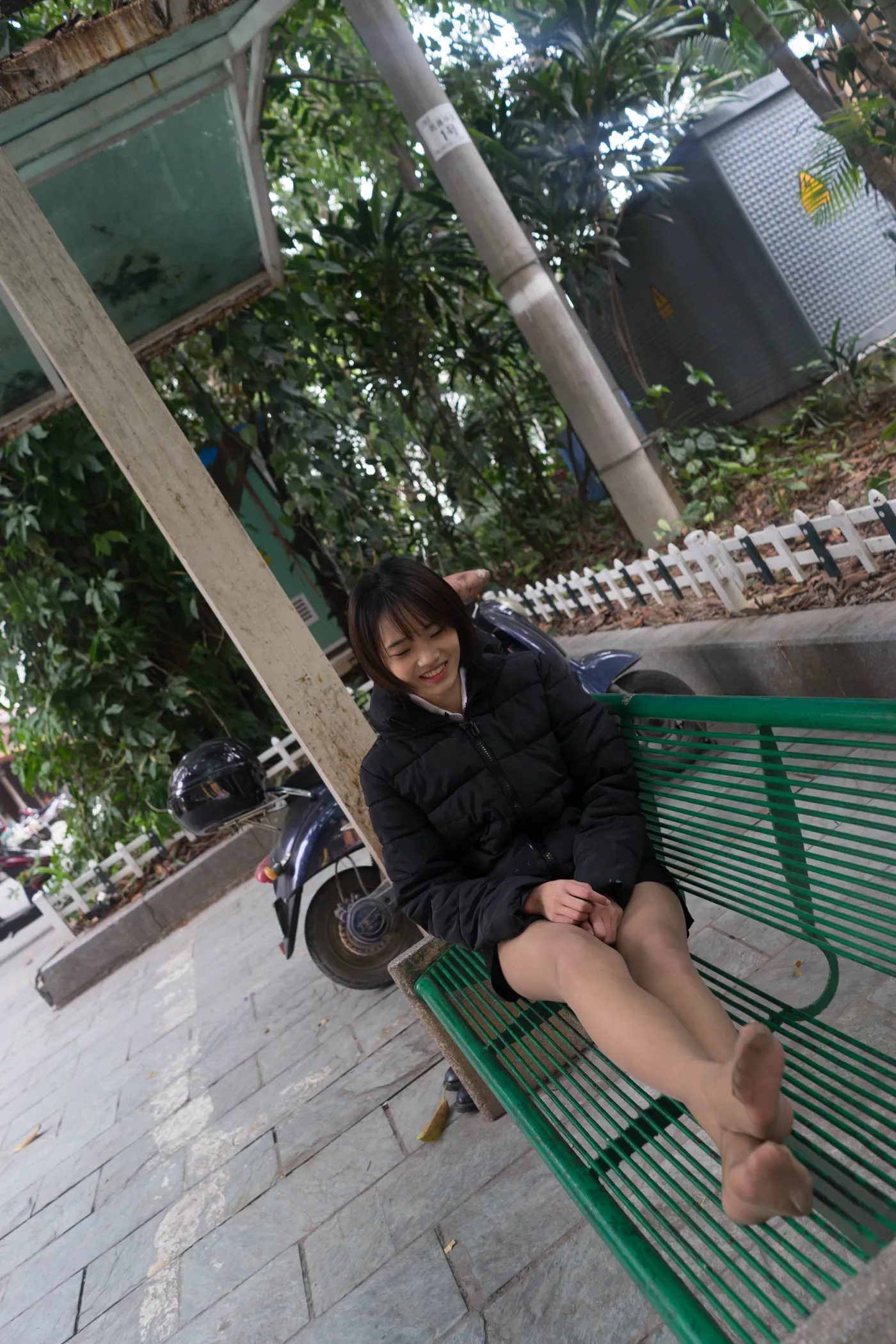 [爱美足] NO.001 高中妹子街边偶遇直接约拍不犹豫 街拍#[106P]-1