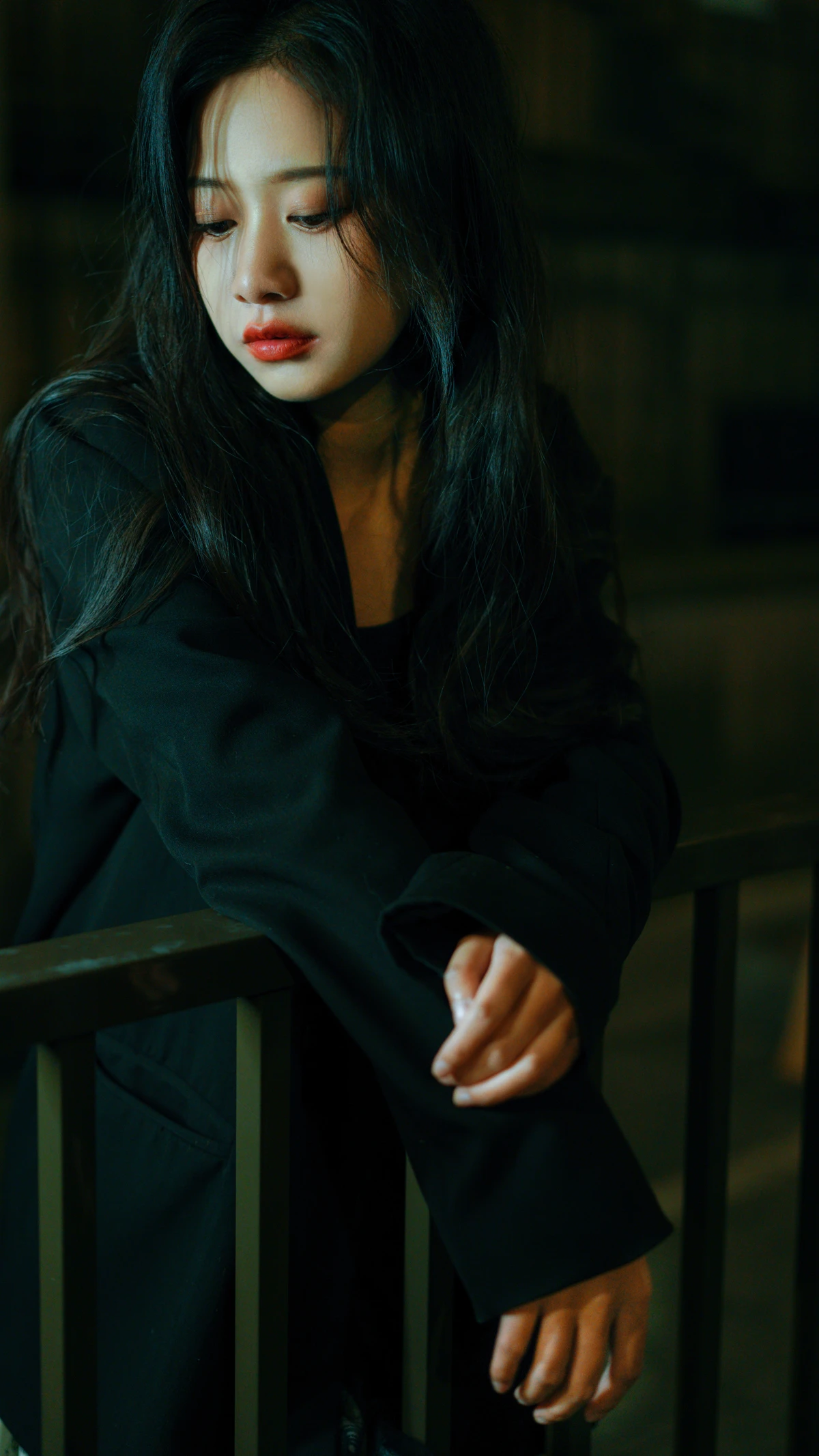 [艺图语] 2022.12.24 Vol.2748 – 夜巷 旺旺小小舒#[22P]-2