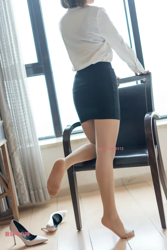 [爱美足] NO.034 木子的小包裙 街拍#[97P]-1