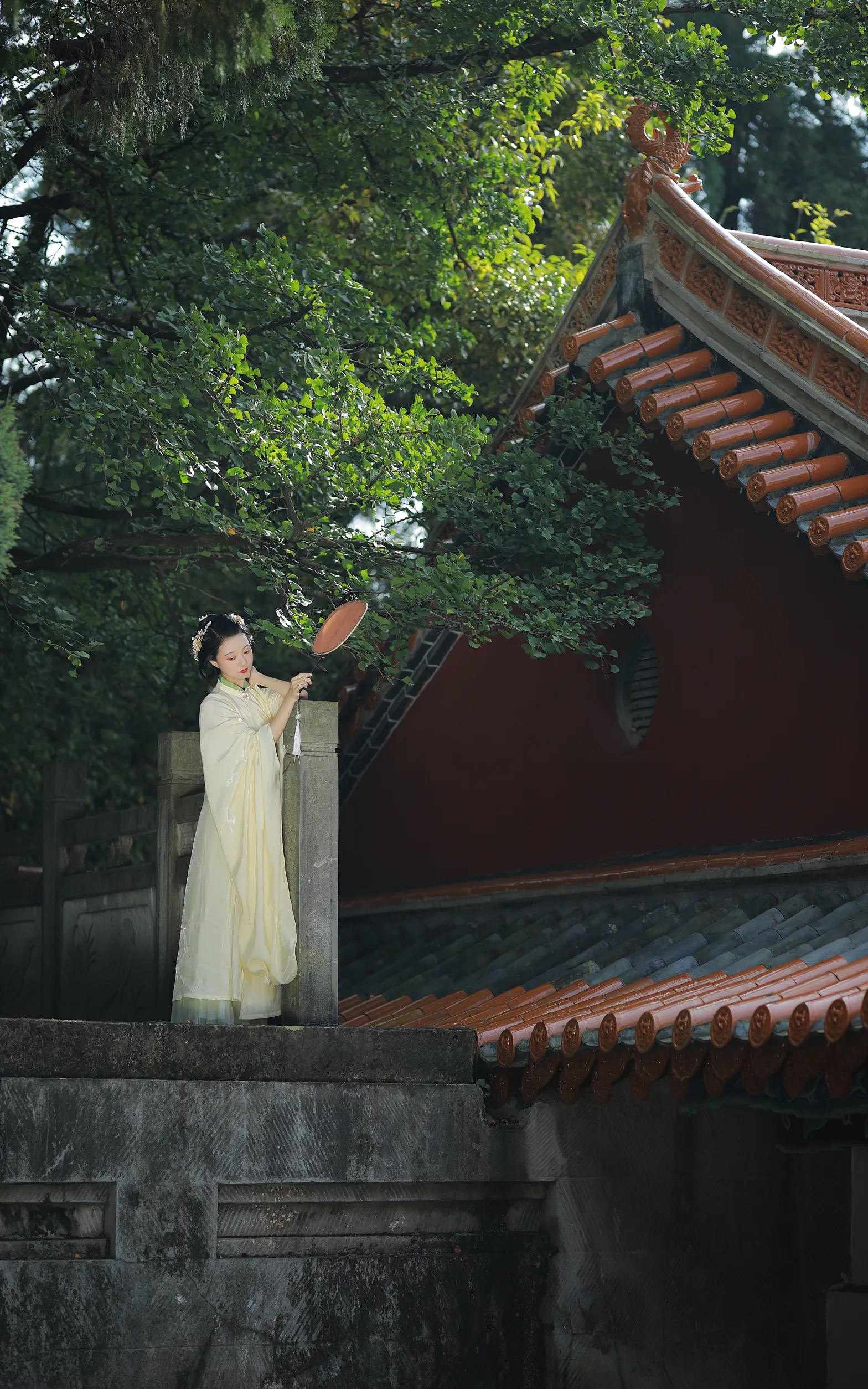 [艺图语] 2022.11.30 Vol.2561 – 淡淡春山 YunFleur#[40P]-2