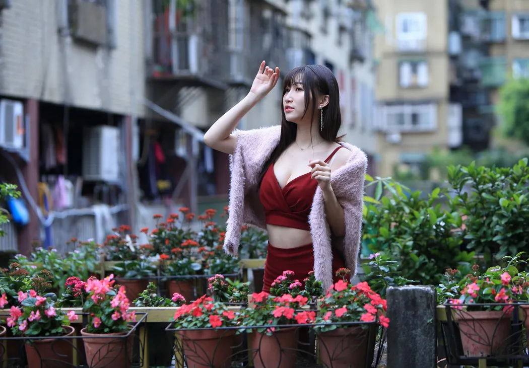 [爱美足] NO.100 张雅筑 紧身短裙丝袜高跟美腿 街拍#[64P]-9
