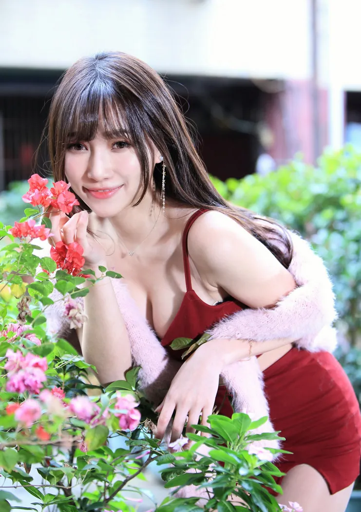 [爱美足] NO.100 张雅筑 紧身短裙丝袜高跟美腿 街拍#[64P]-3