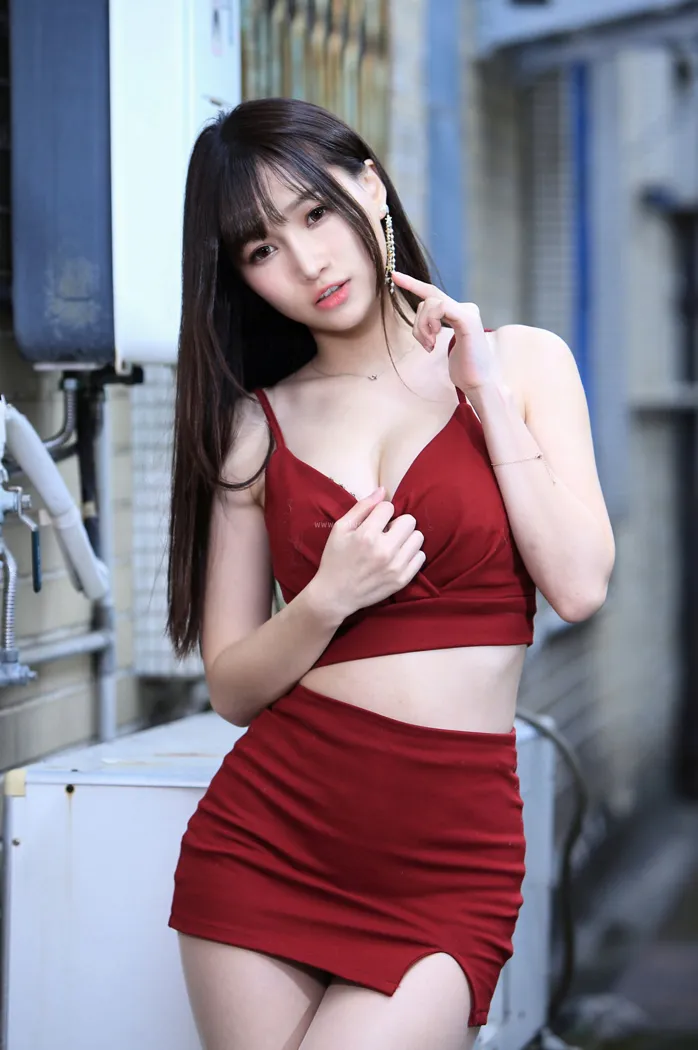 [爱美足] NO.100 张雅筑 紧身短裙丝袜高跟美腿 街拍#[64P]-10