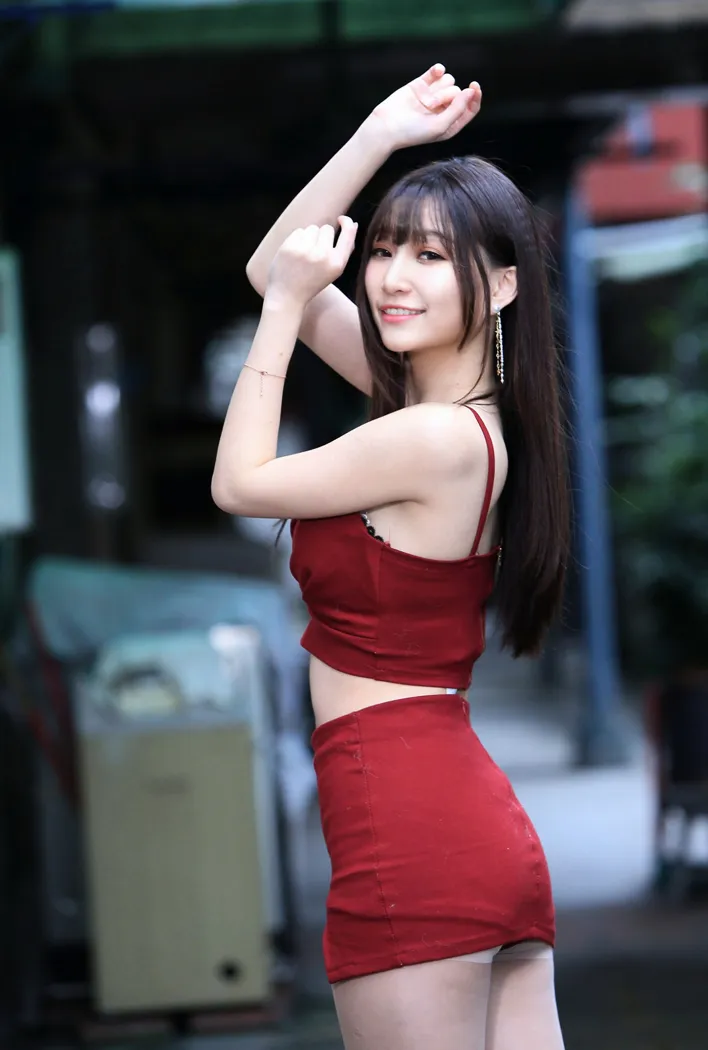 [爱美足] NO.100 张雅筑 紧身短裙丝袜高跟美腿 街拍#[64P]-1