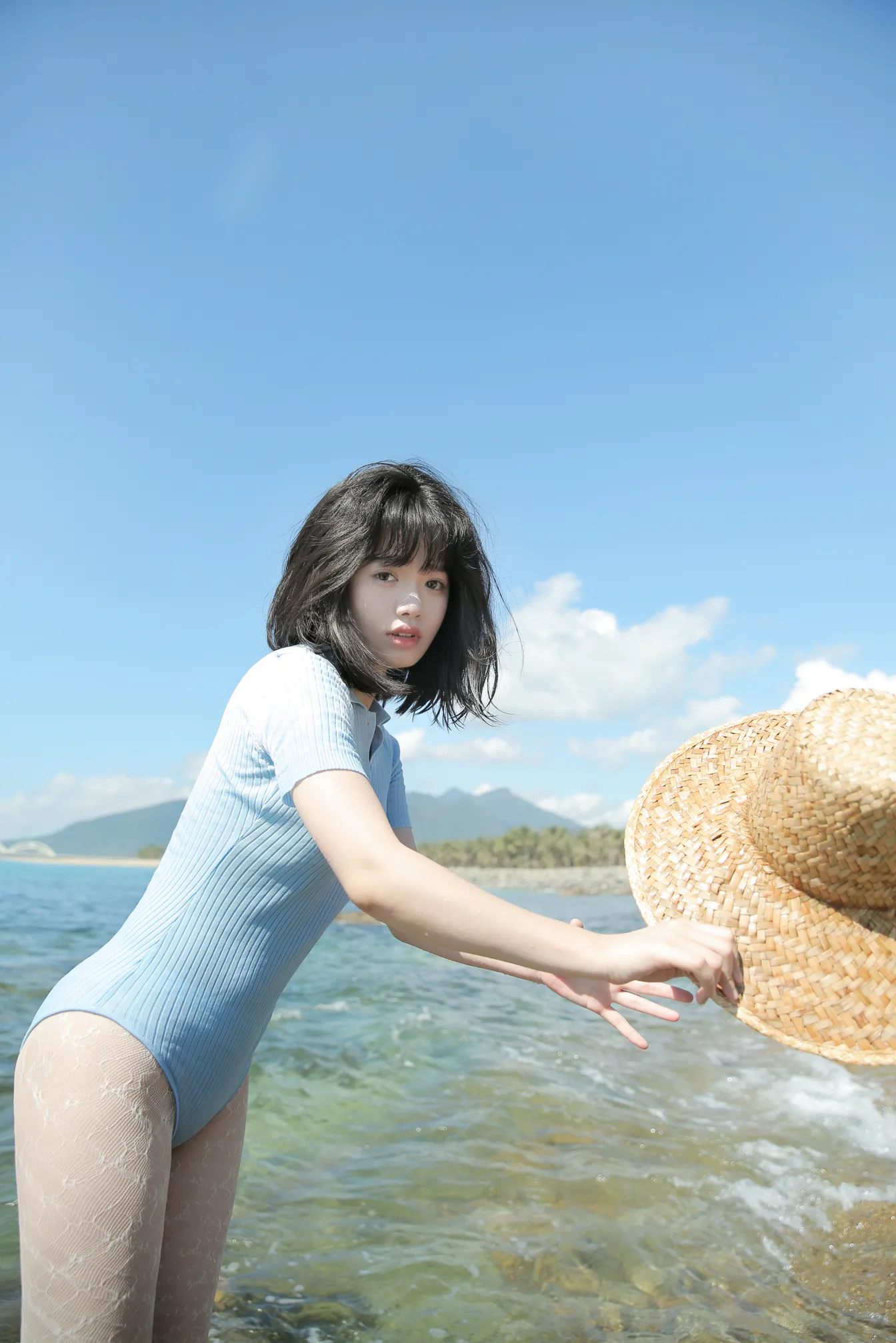 [艺图语] 2022.12.09 Vol.2637 – 海岛盛夏 叛逆的捡捡唯#[25P]-5