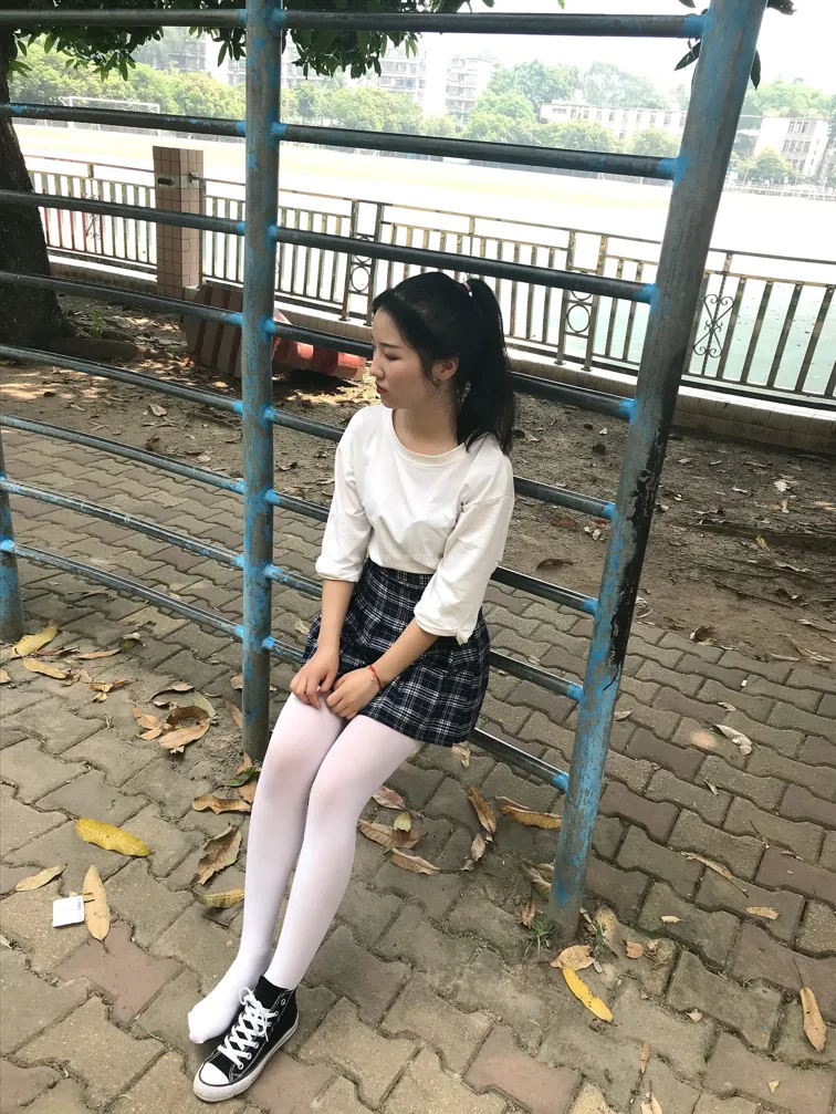 [爱美足] NO.007 操场散拍合集 街拍#[91P]-5