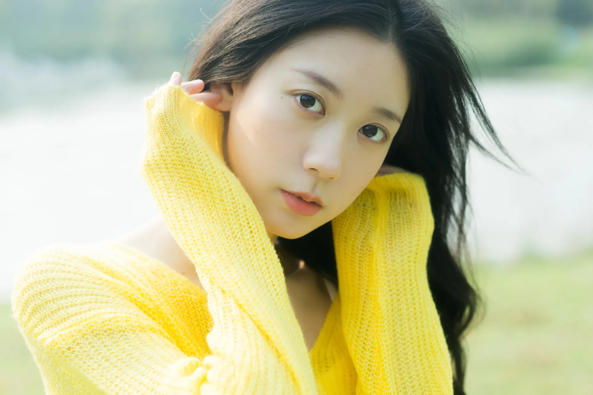 [艺图语] 2022.11.26 Vol.2532 – 秋风轻轻 饲猫少女-#[38P]-3