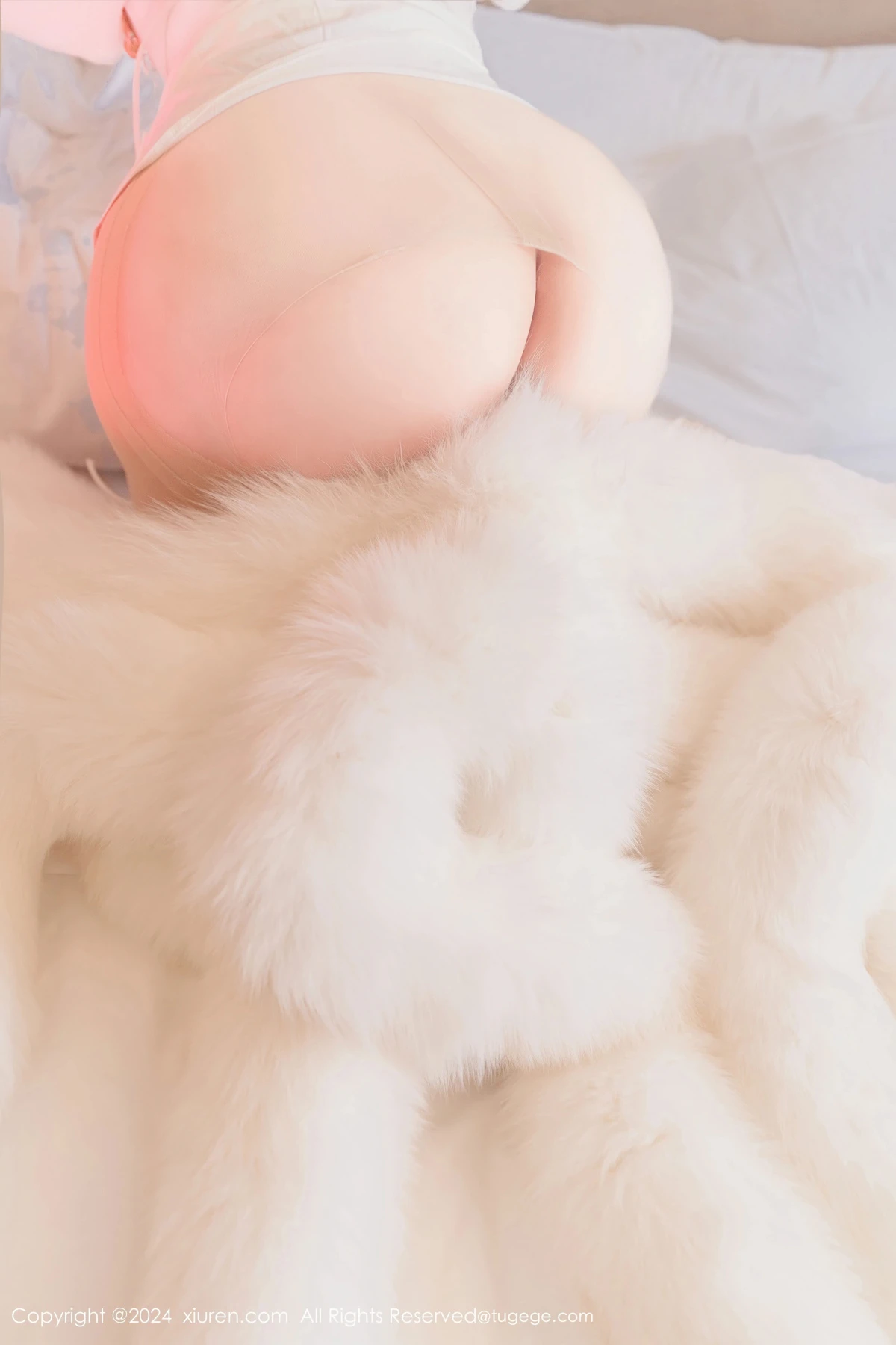 [秀人网] 2024.10.15 No.9286 伊丽莎有点白#[95P]-14