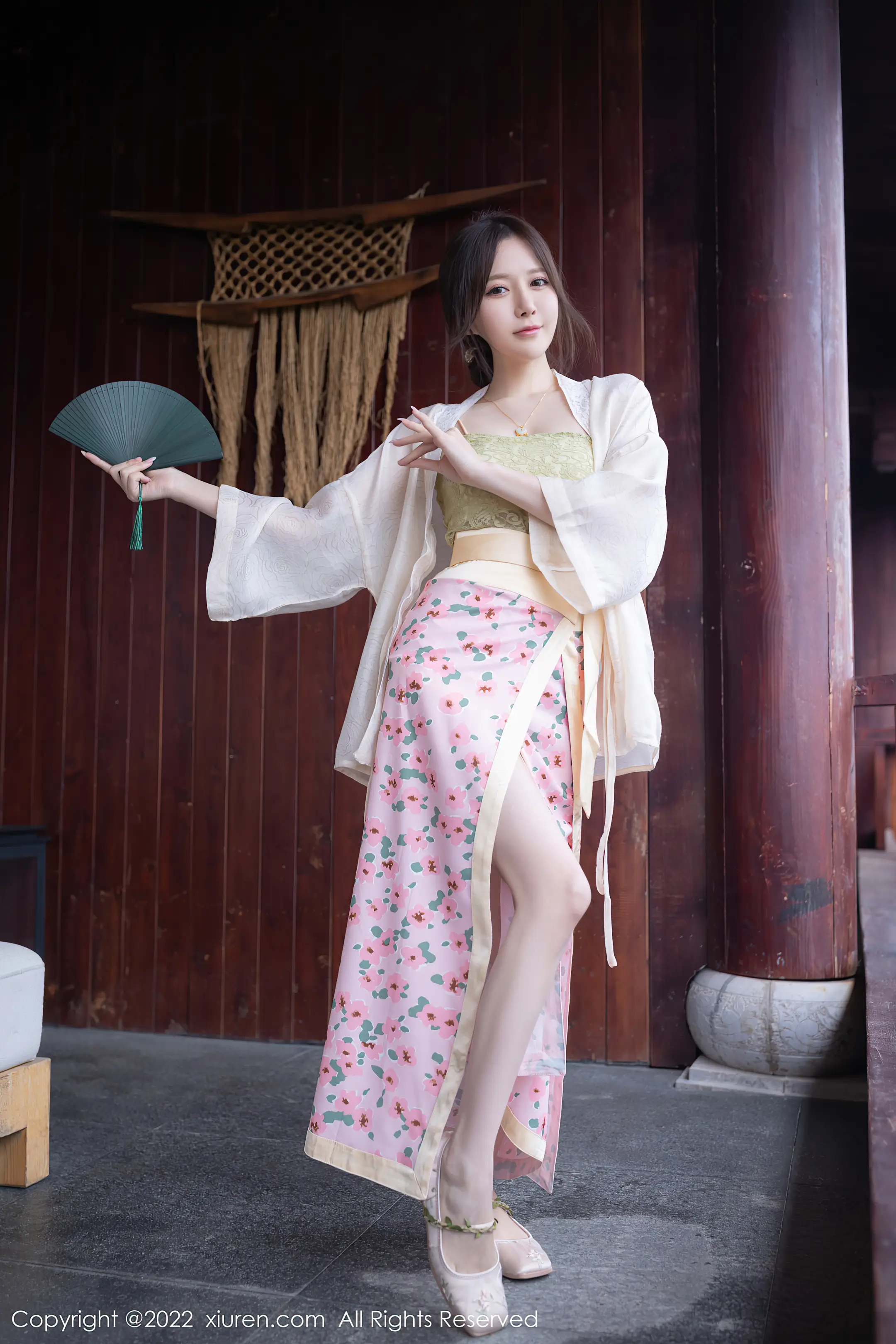 [秀人网] 2022.06.10 – NO.5130 鱼子酱Fish#[80P]-1