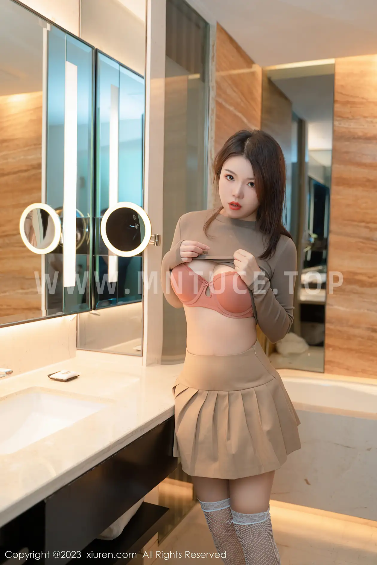 [秀人网] 2023.06.26 No.6972 陆萱雅#[57P]-1