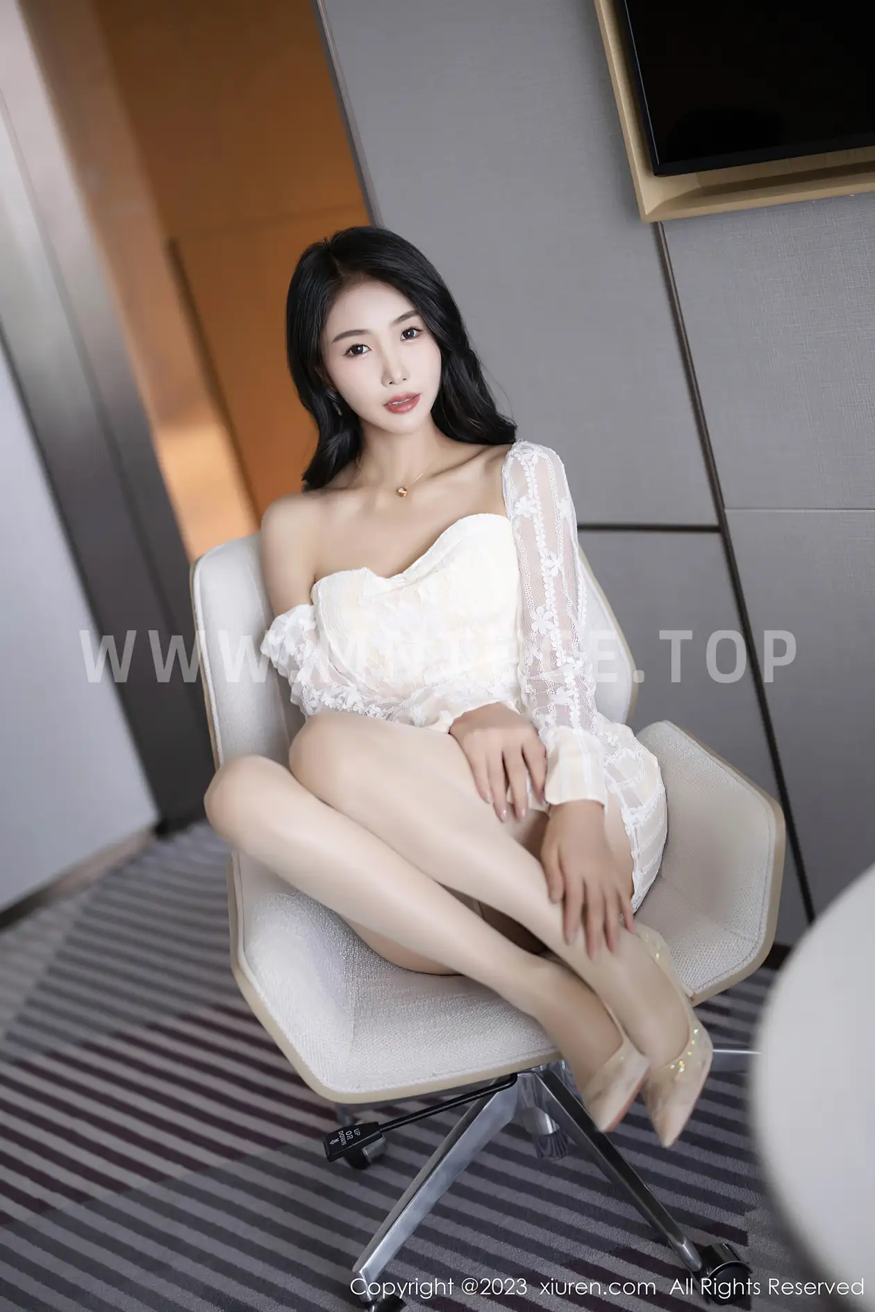 [秀人网] 2023.06.26 No.6974 苏苏阿#[82P]-1