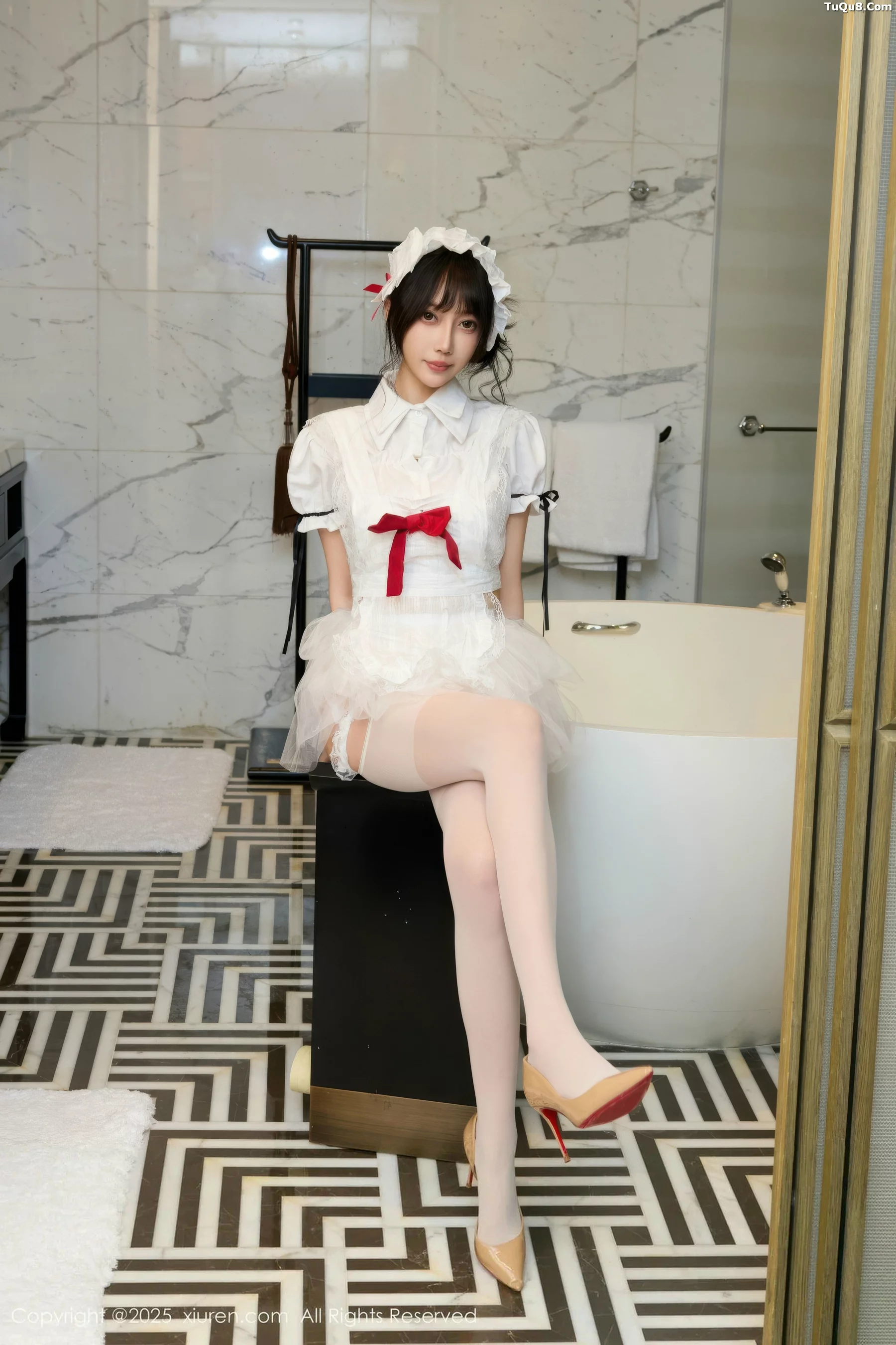 [秀人网] 2025.09.29 No.10827 玥儿玥#[64P]-1