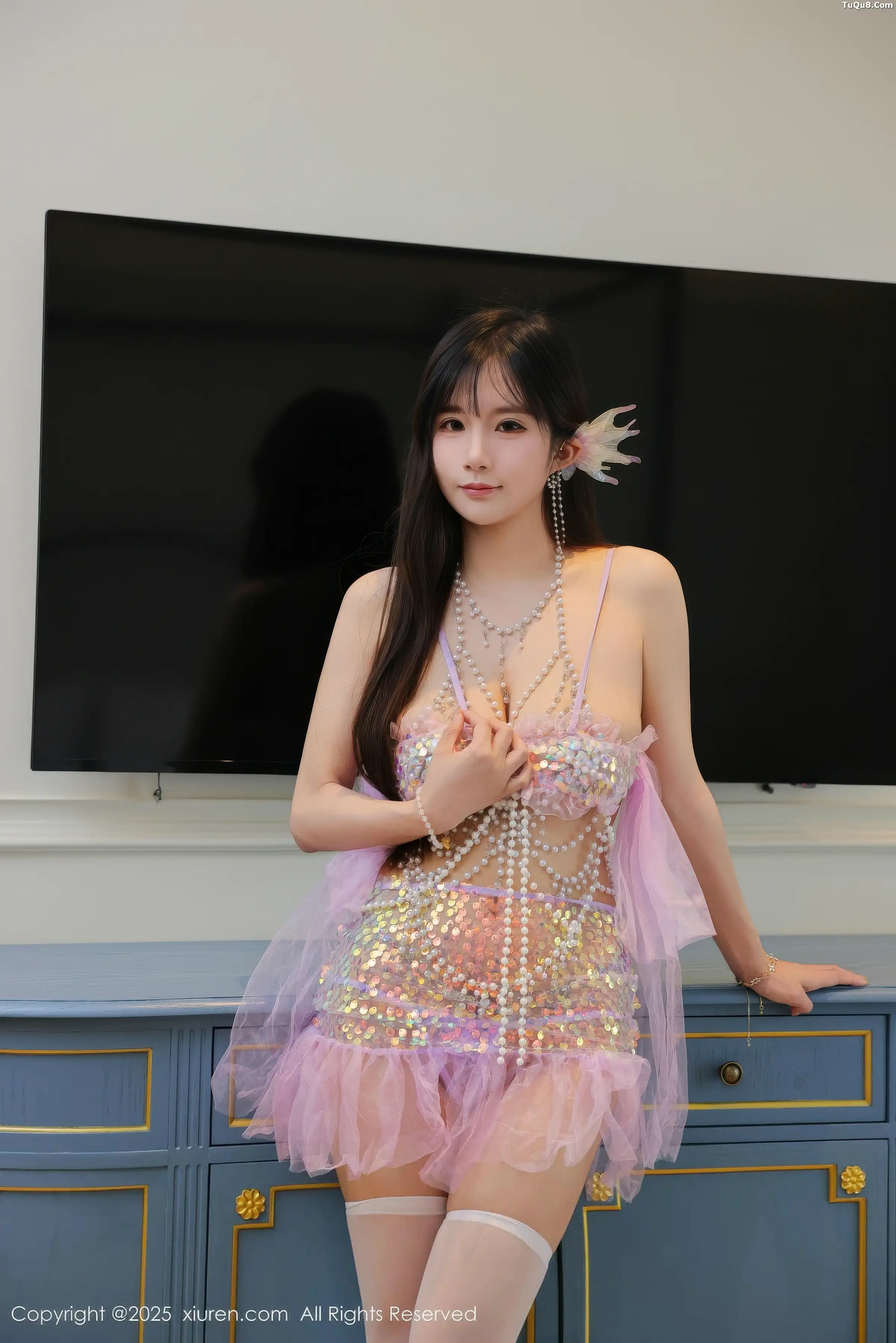 [秀人网] 2025.11.21 No.11020 小肉肉咪#[70P]-1