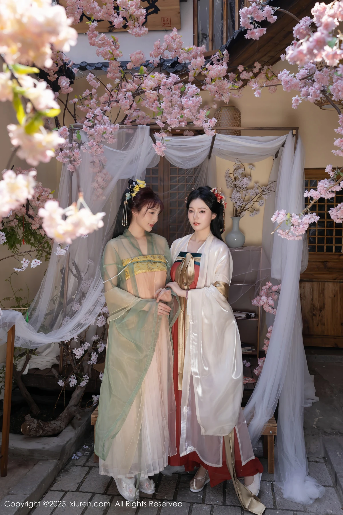 [秀人网] 2025.04.29 No.10223 陆萱萱 安然anran#[81P]-14