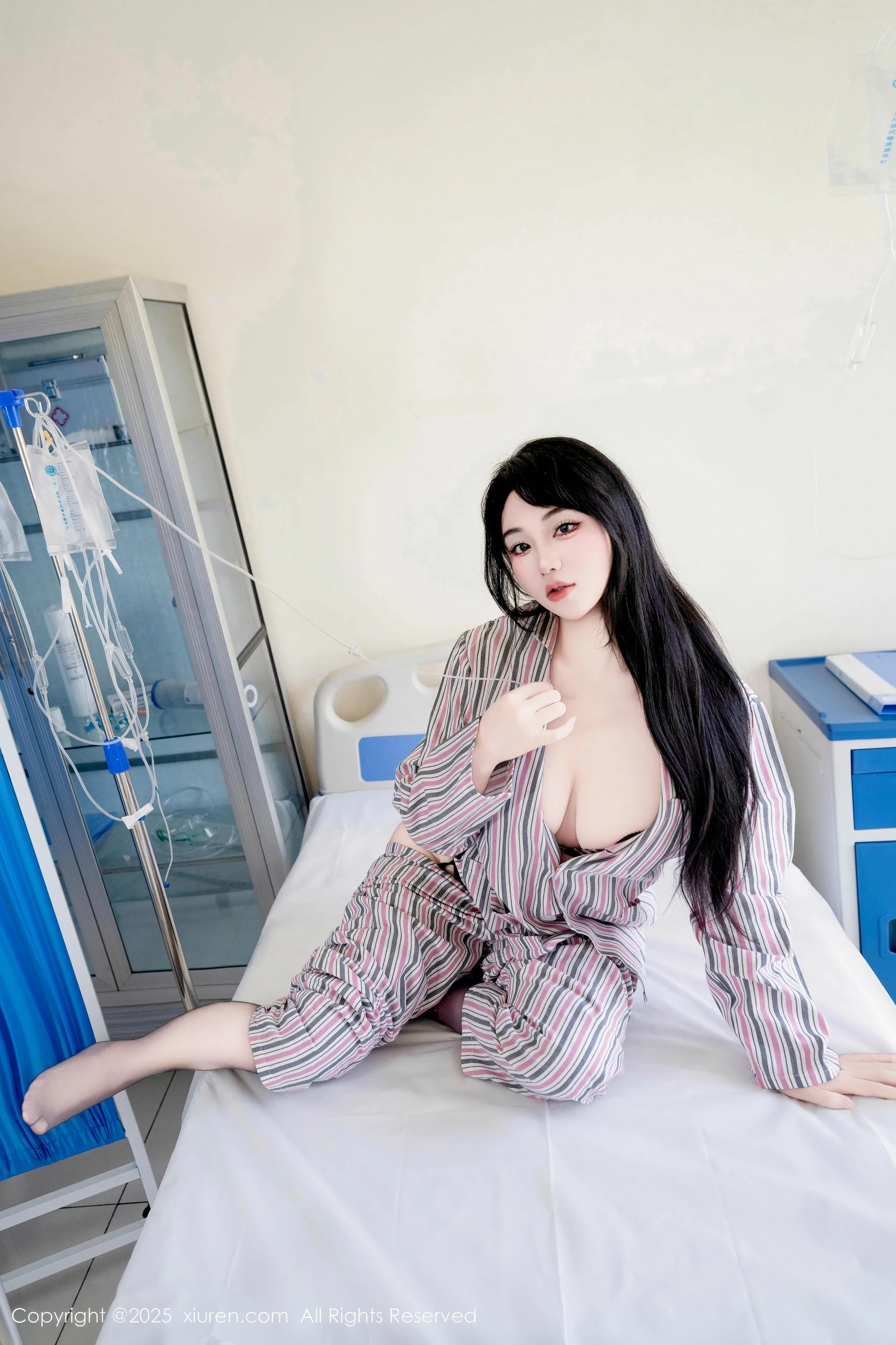 [秀人网] 2025.08.14 No.10648 汐汐爱吃草莓#[80P]-12