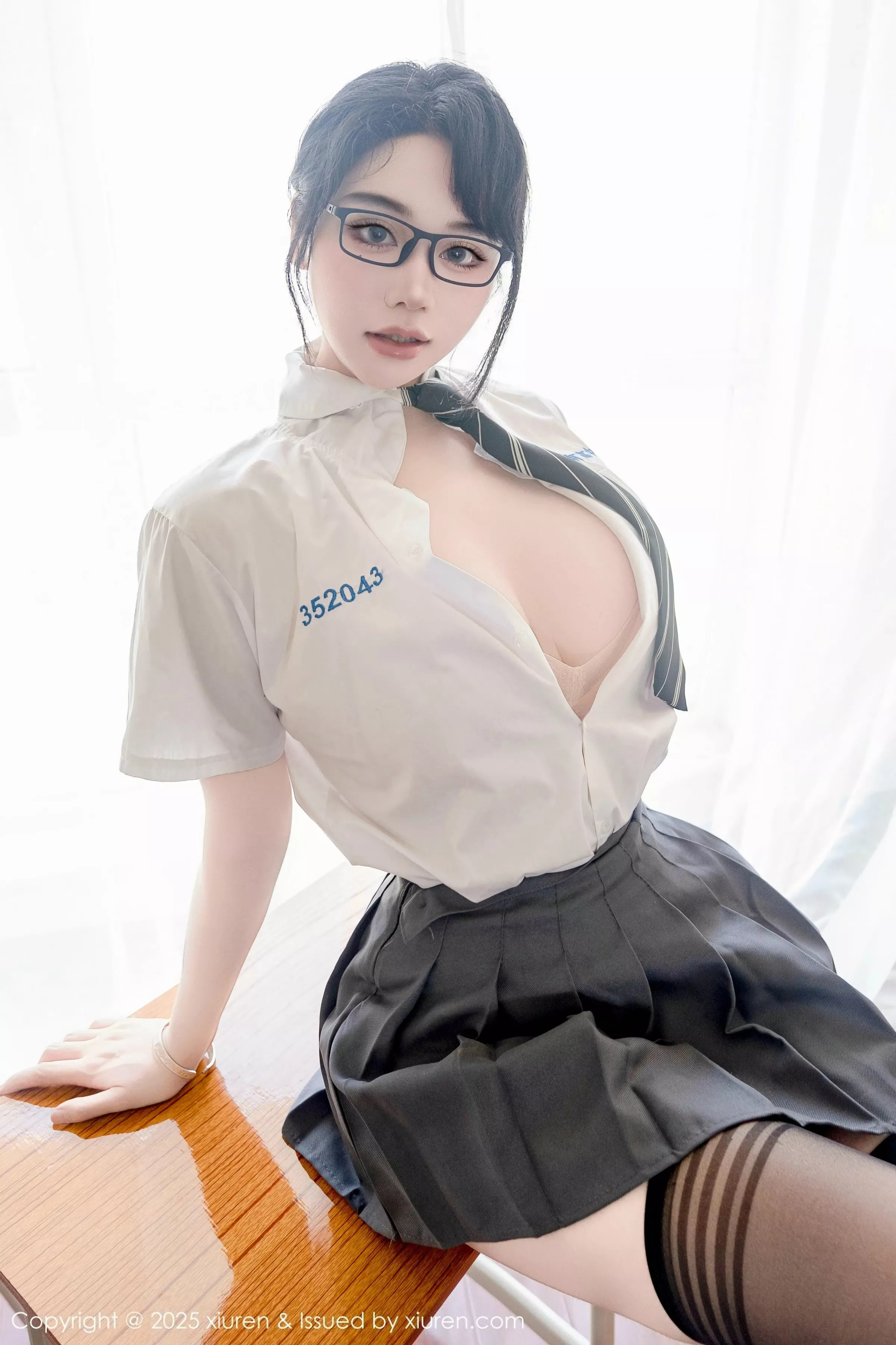 [秀人网] 2025.07.10 No.10530 汐汐爱吃草莓#[85P]-18