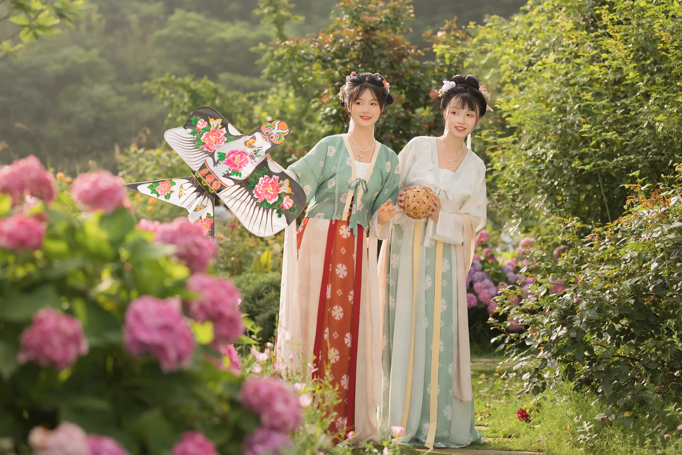 [艺图语] 2021.08.21 Vol.159 – 春日宴 miki小包子#[23P]-16