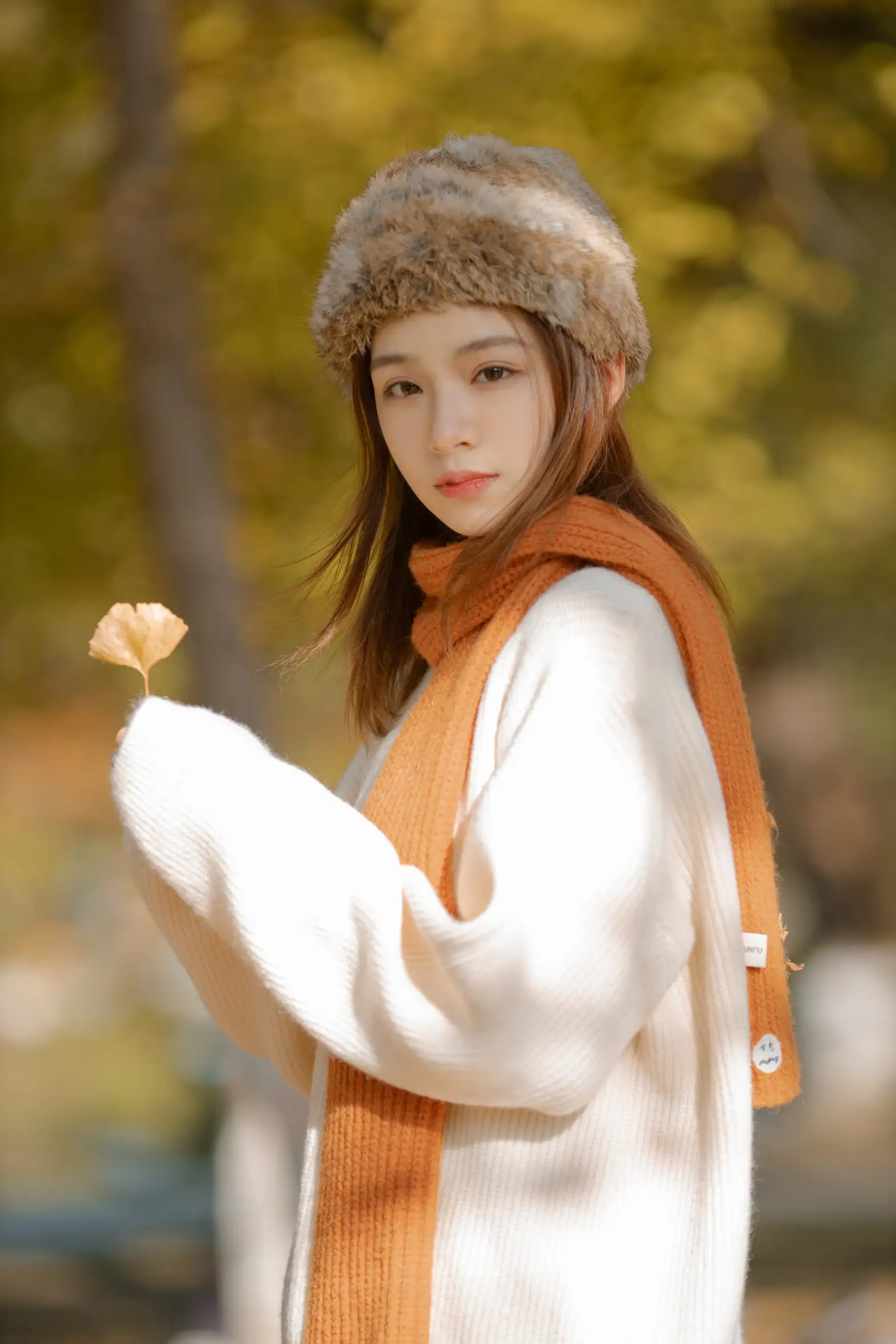 [艺图语] 2022.01.24 Vol.697 – 2021年的银杏 朱云慧大魔王#[40P]-17
