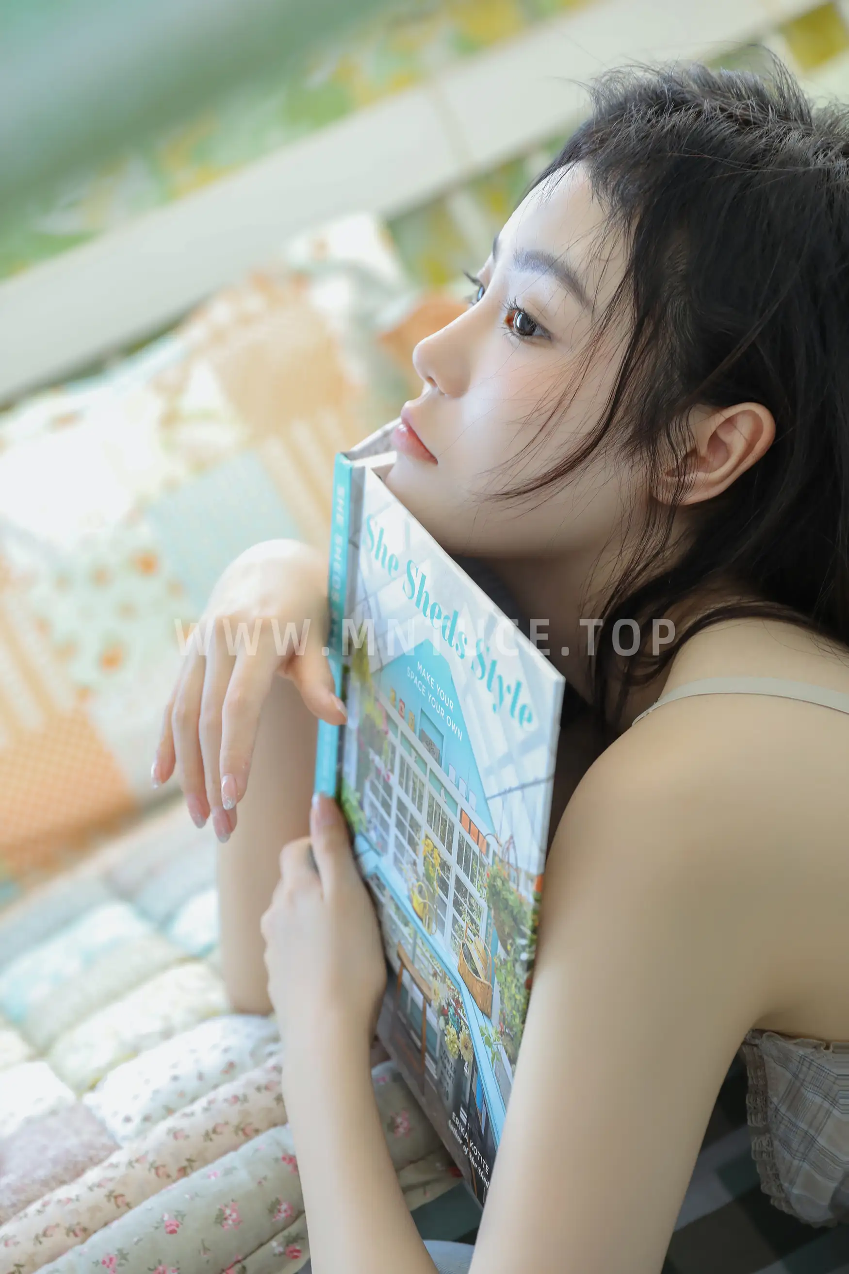 [艺图语] 2022.06.16 Vol.1193 – 不怪她 苡萱mua#[30P]-28