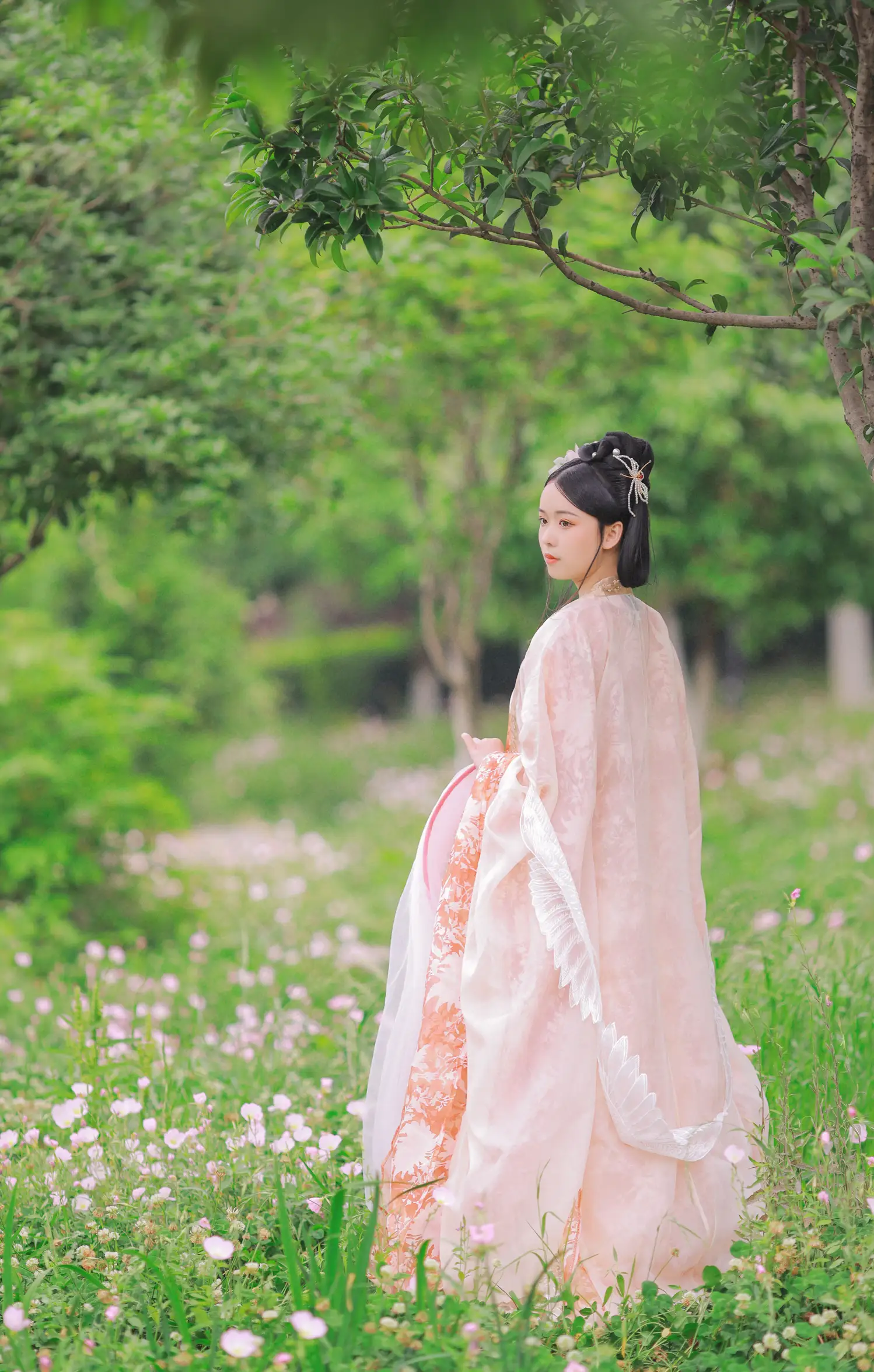 [艺图语] 2022.08.17 Vol.1724 – 春有约 花不误 蘑菇任性鬼#[20P]-17