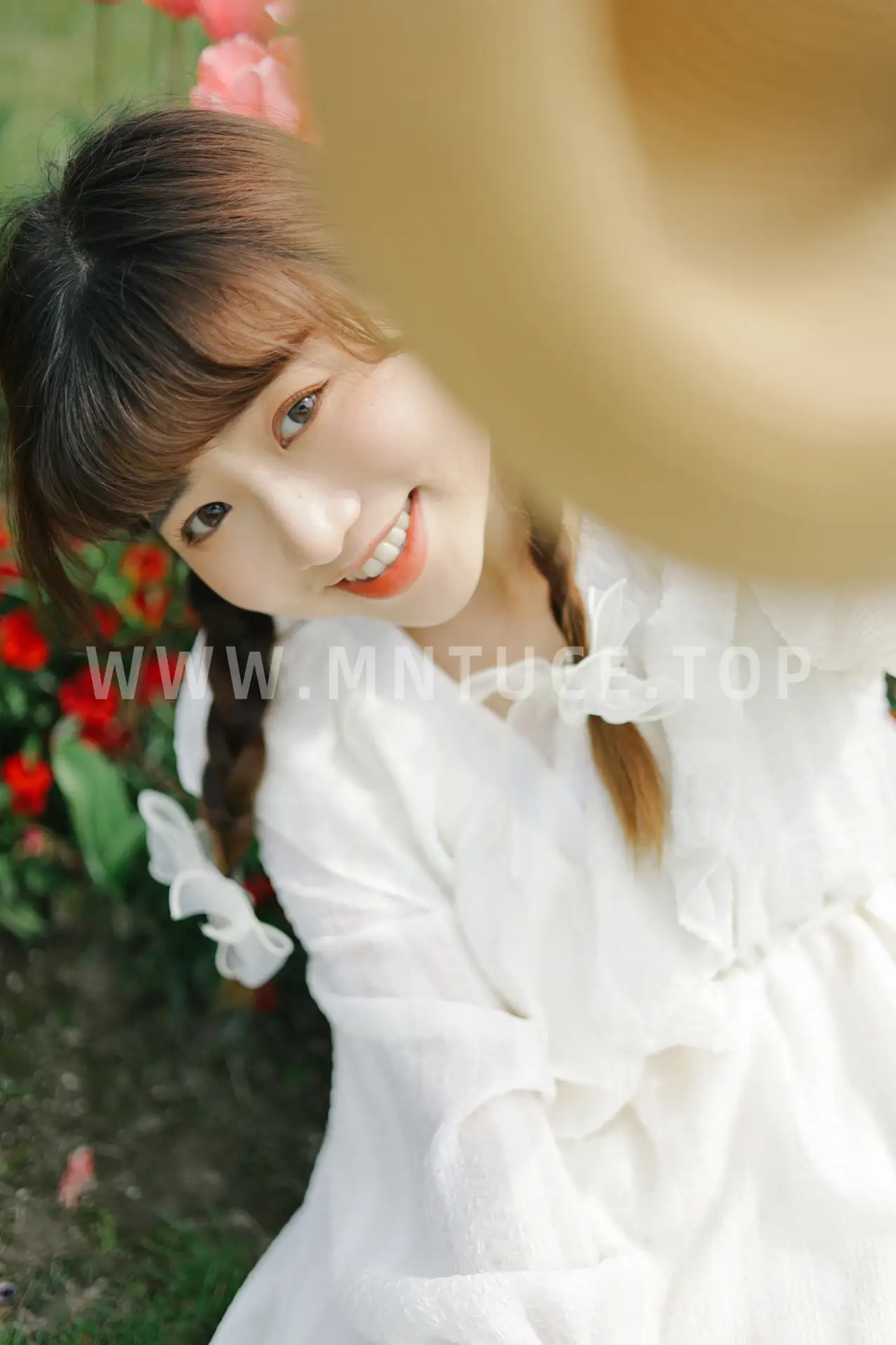 [艺图语] 2022.09.10 Vol.1920 – 郁金香花开 蓝胖子-#[28P]-18