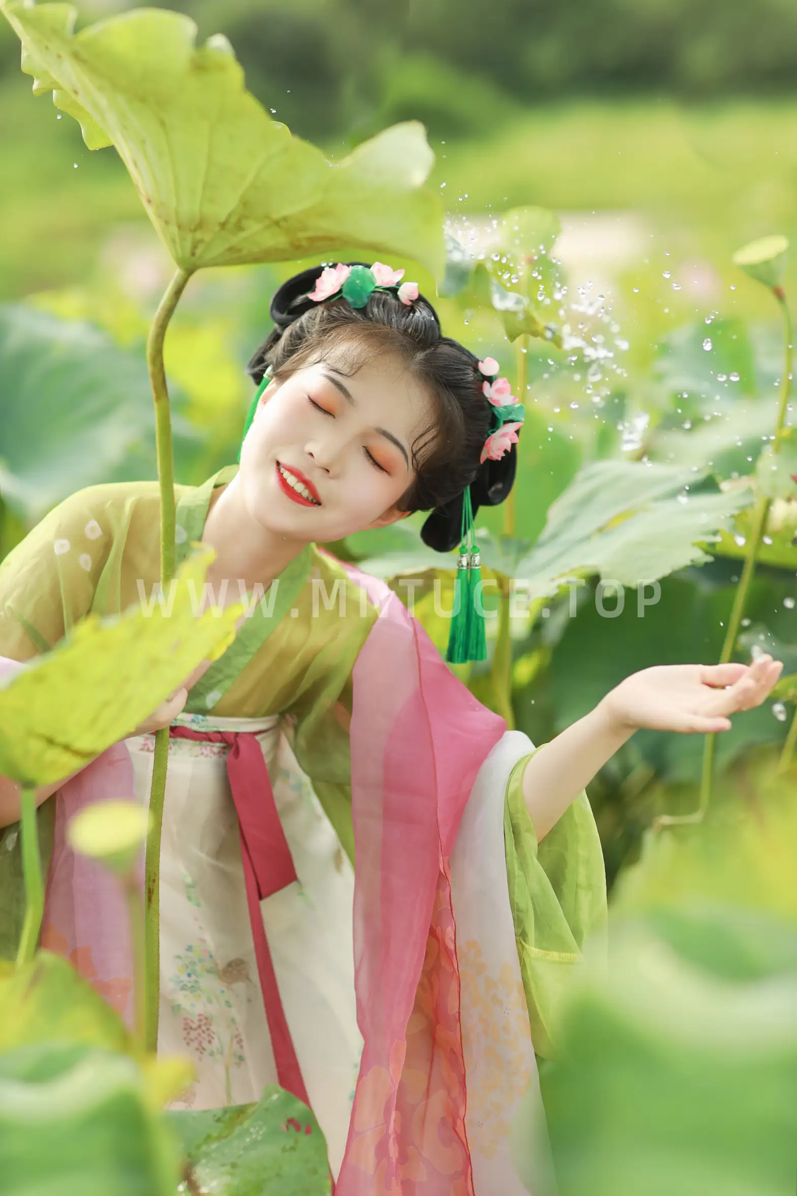 [艺图语] 2022.08.03 Vol.1614 – 荷花少女 我超白_#[30P]-8