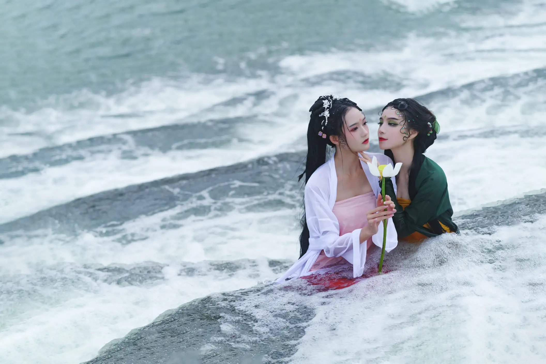 [艺图语] 2022.06.24 Vol.1277 – 青白蛇 兔子Zzz不吃胡萝卜#[26P]-5