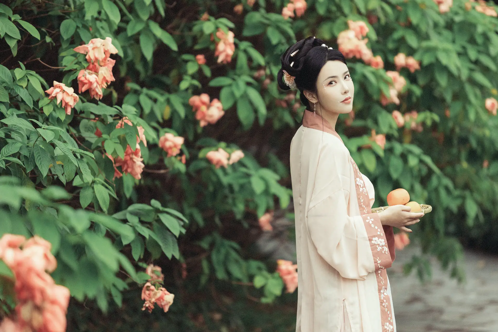 [艺图语] 2022.01.04 Vol.583 – 花期不待 三重子#[27P]-15