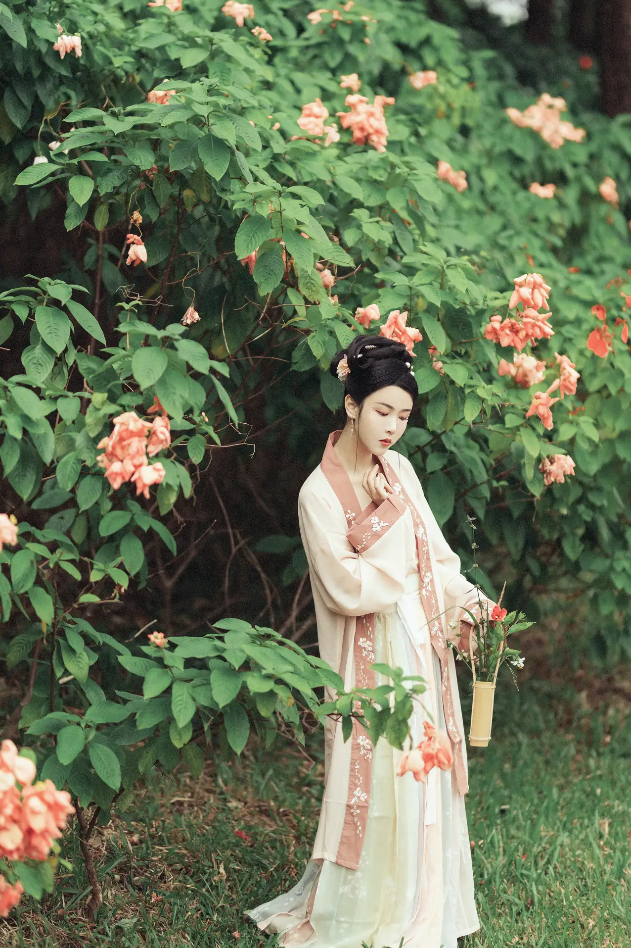 [艺图语] 2022.01.04 Vol.583 – 花期不待 三重子#[27P]-21