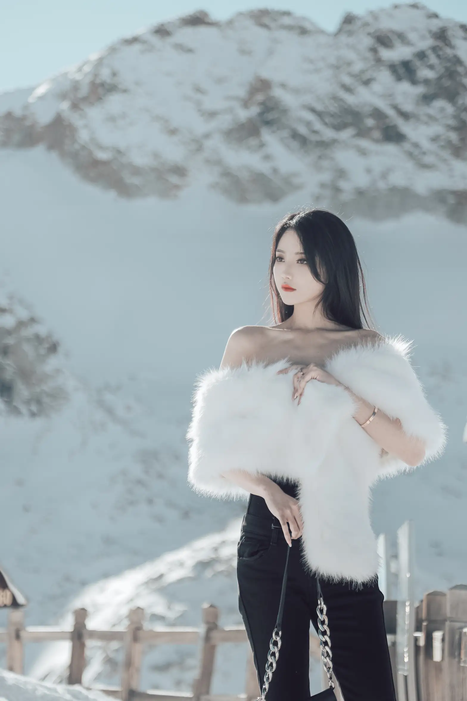 [艺图语] 2022.06.21 Vol.1243 – 冰雪之巅 婷婷#[34P]-29
