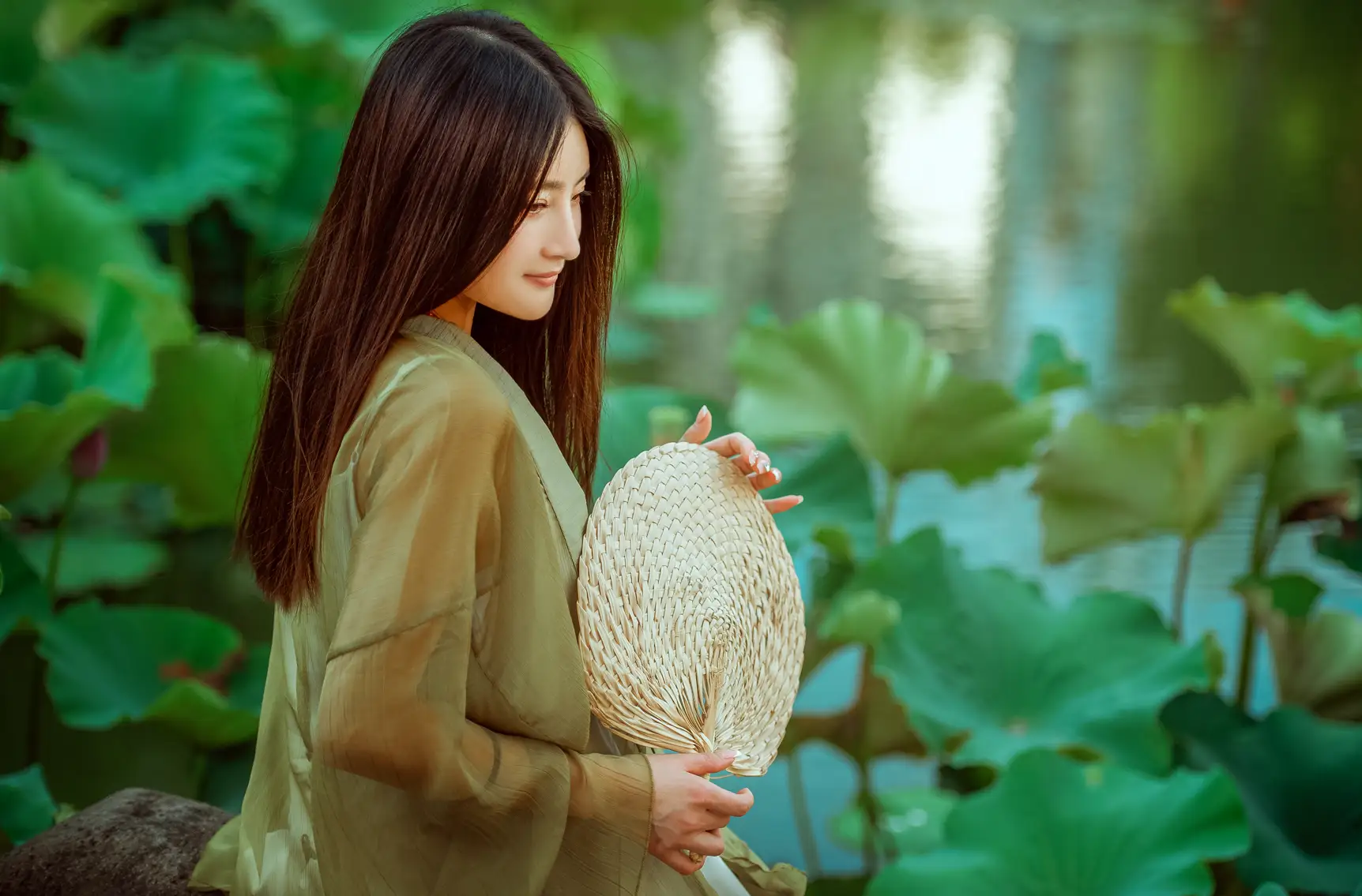 [艺图语] 2022.08.07 Vol.1643 – 荷韵 Smile#[39P]-9