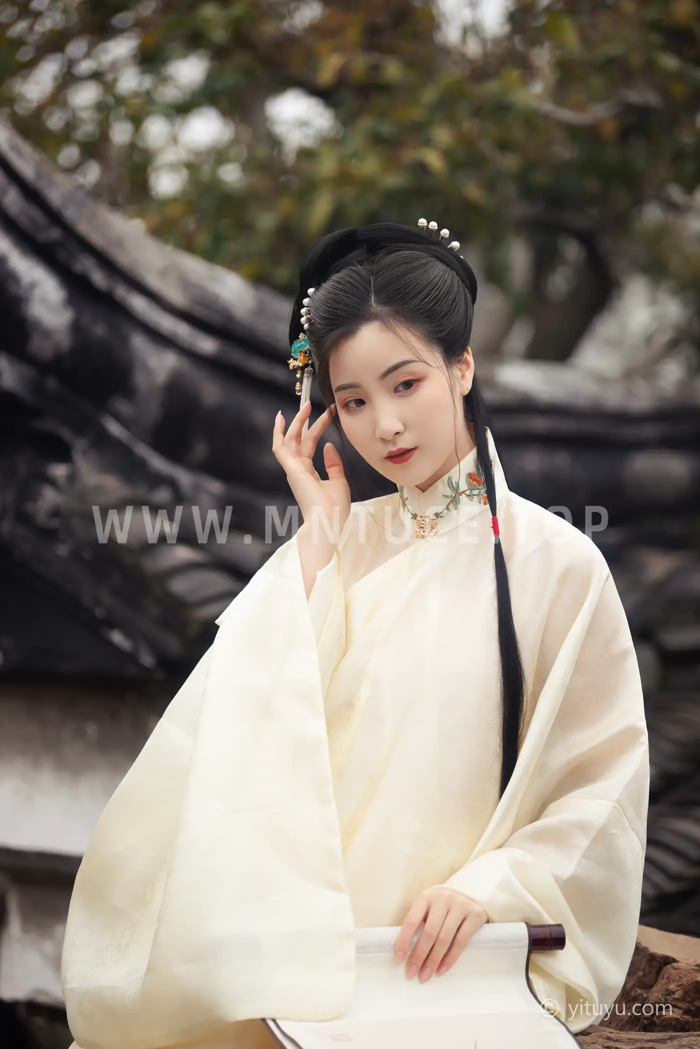 [艺图语] 2021.05.10 Vol.053 – 玉兰 金儿#[23P]-18